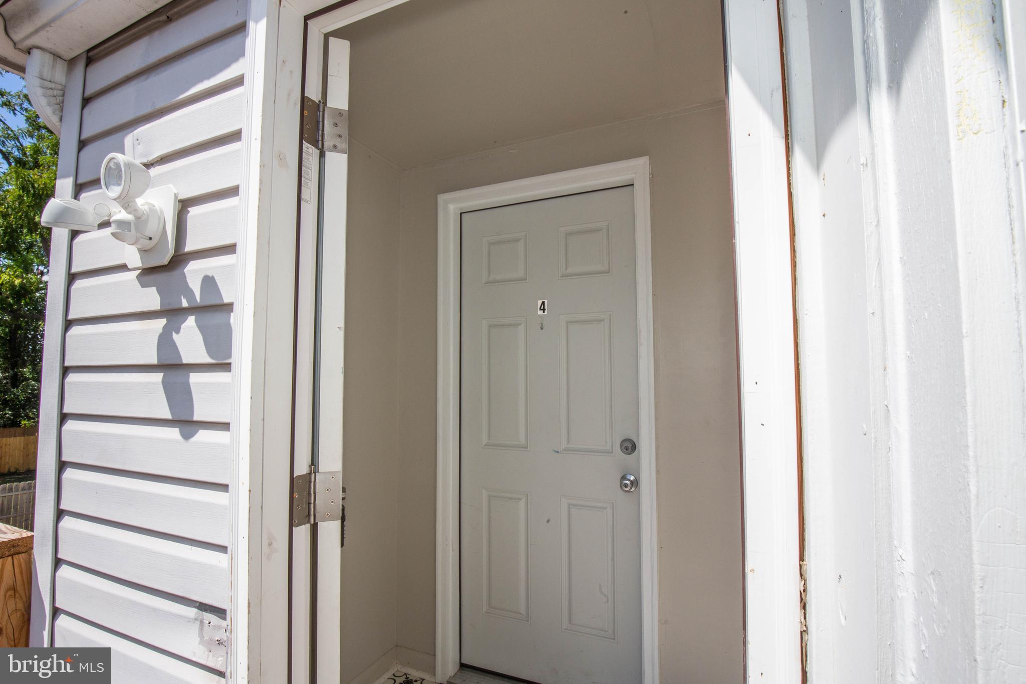 CHARLES TOWN - Residential Lease