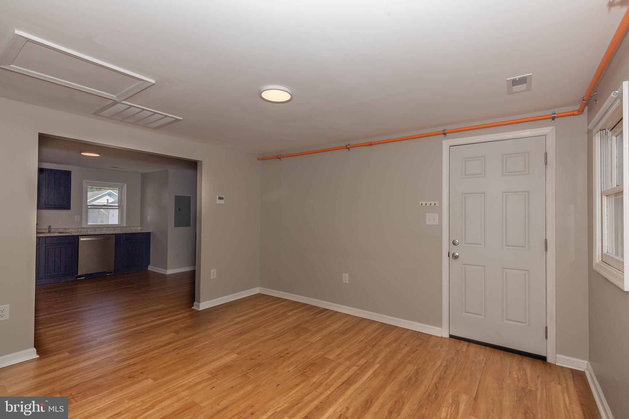 CHARLES TOWN - Residential Lease