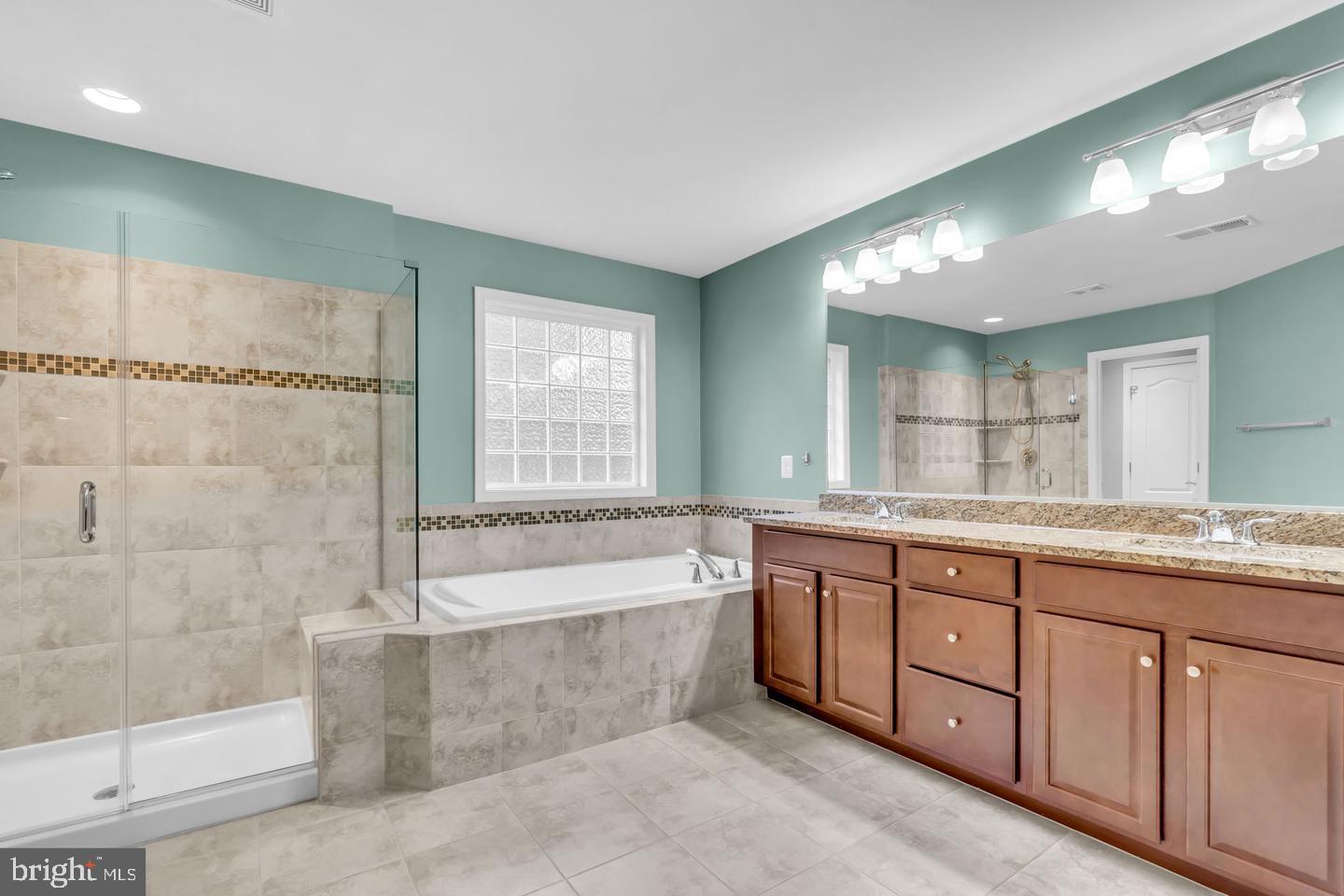 TANGLEWOOD - Residential