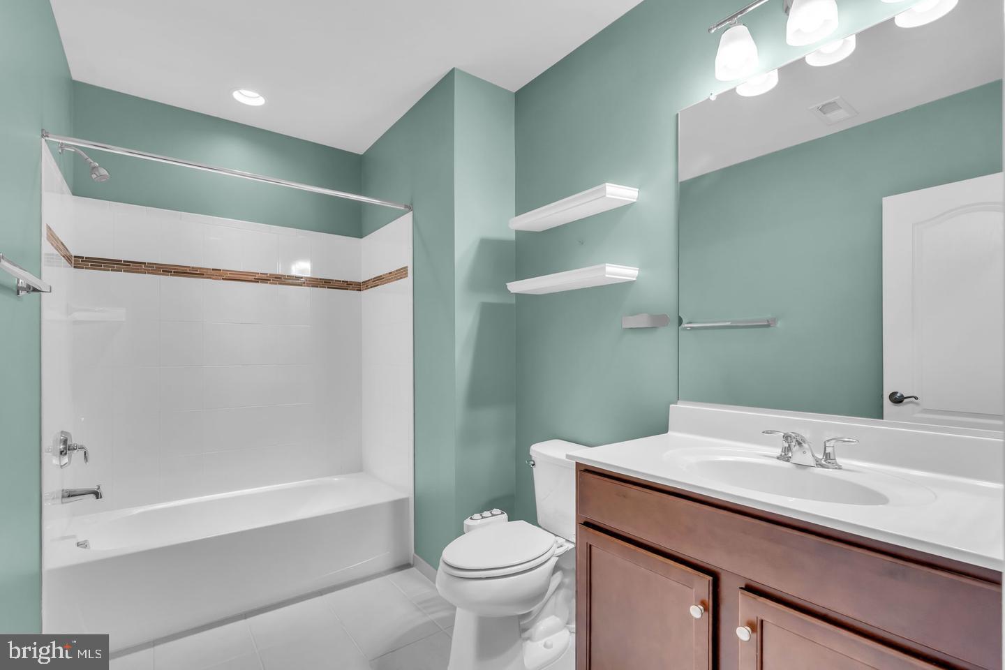 TANGLEWOOD - Residential