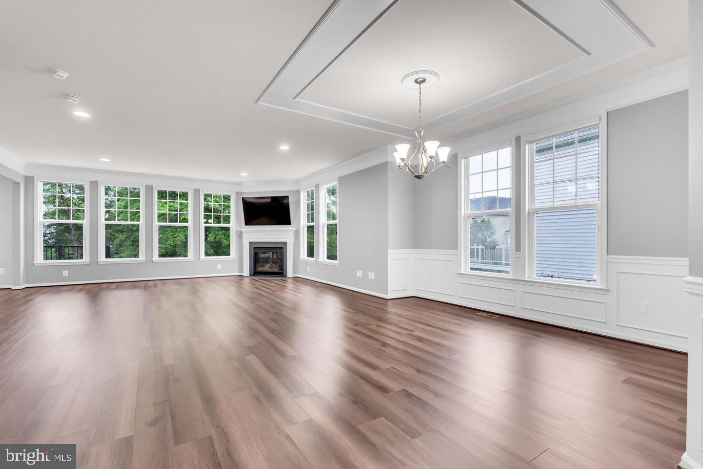 TANGLEWOOD - Residential