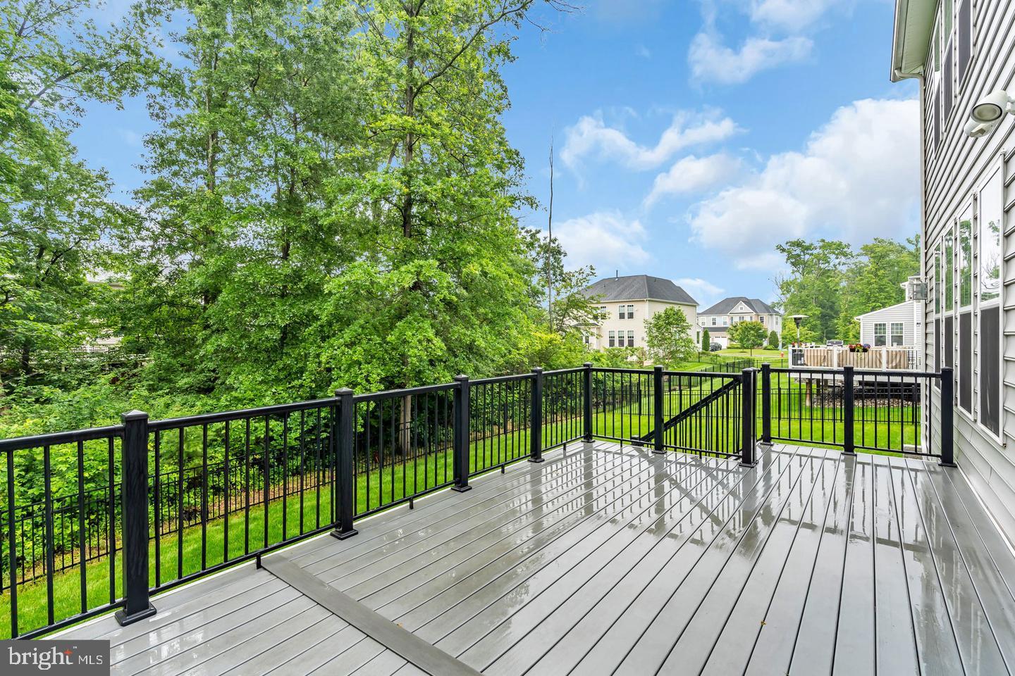 TANGLEWOOD - Residential