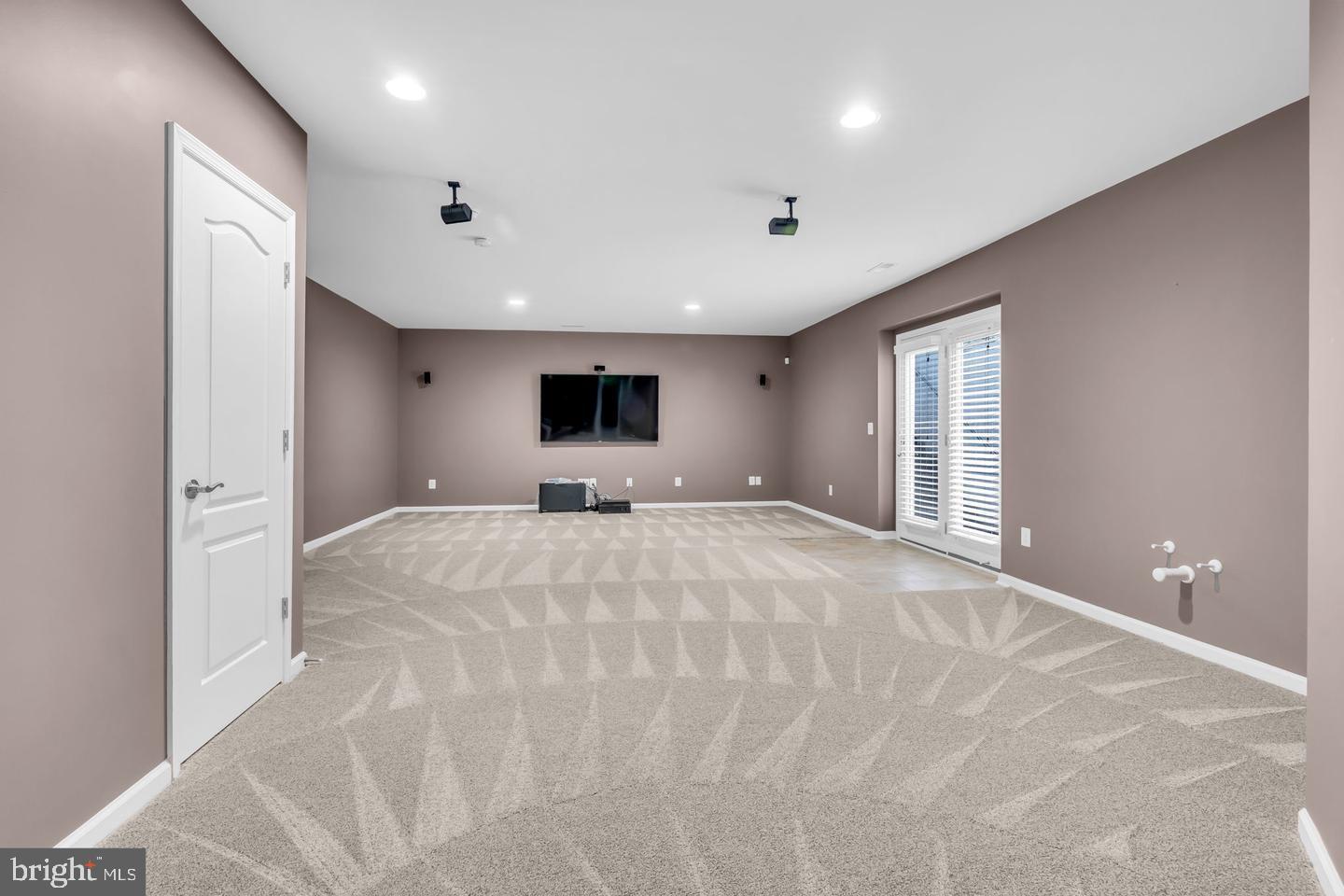 TANGLEWOOD - Residential