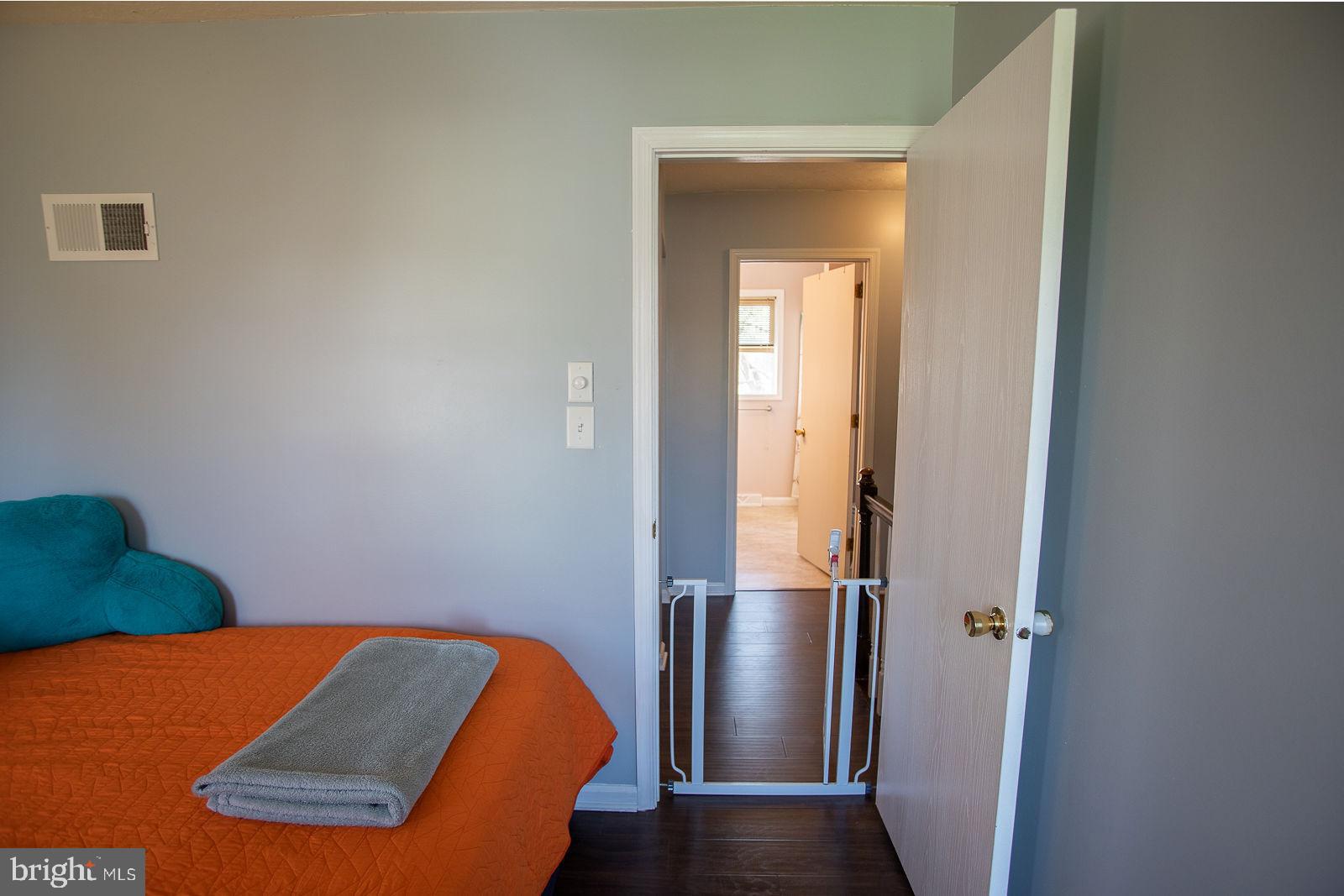 WEST EARL HEIGHTS - Residential