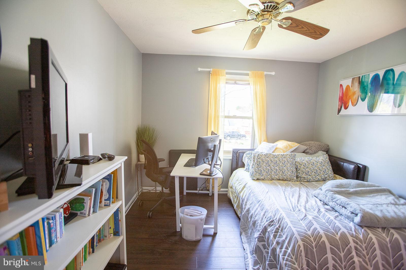 WEST EARL HEIGHTS - Residential