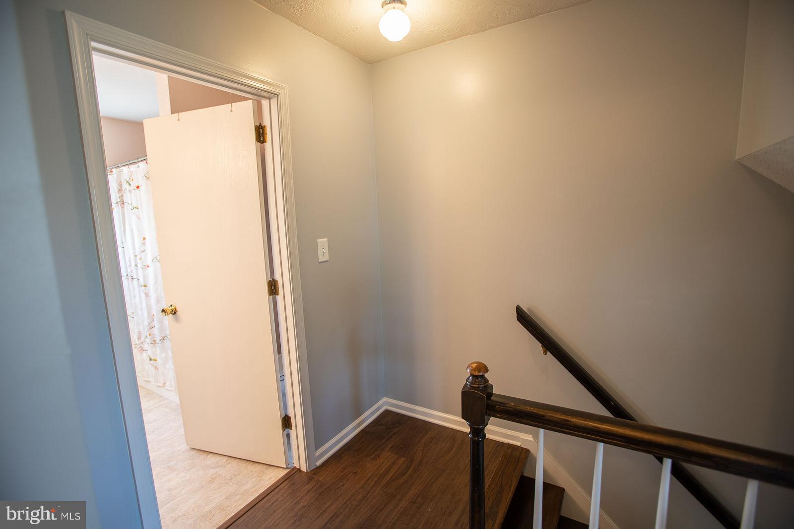 WEST EARL HEIGHTS - Residential