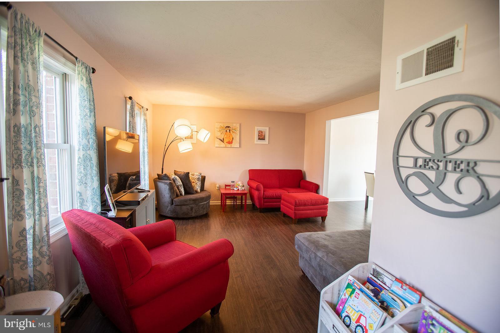 WEST EARL HEIGHTS - Residential