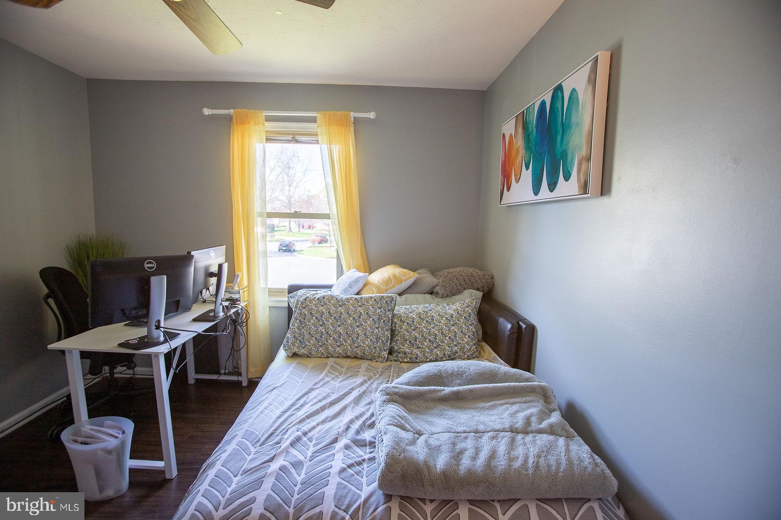 WEST EARL HEIGHTS - Residential