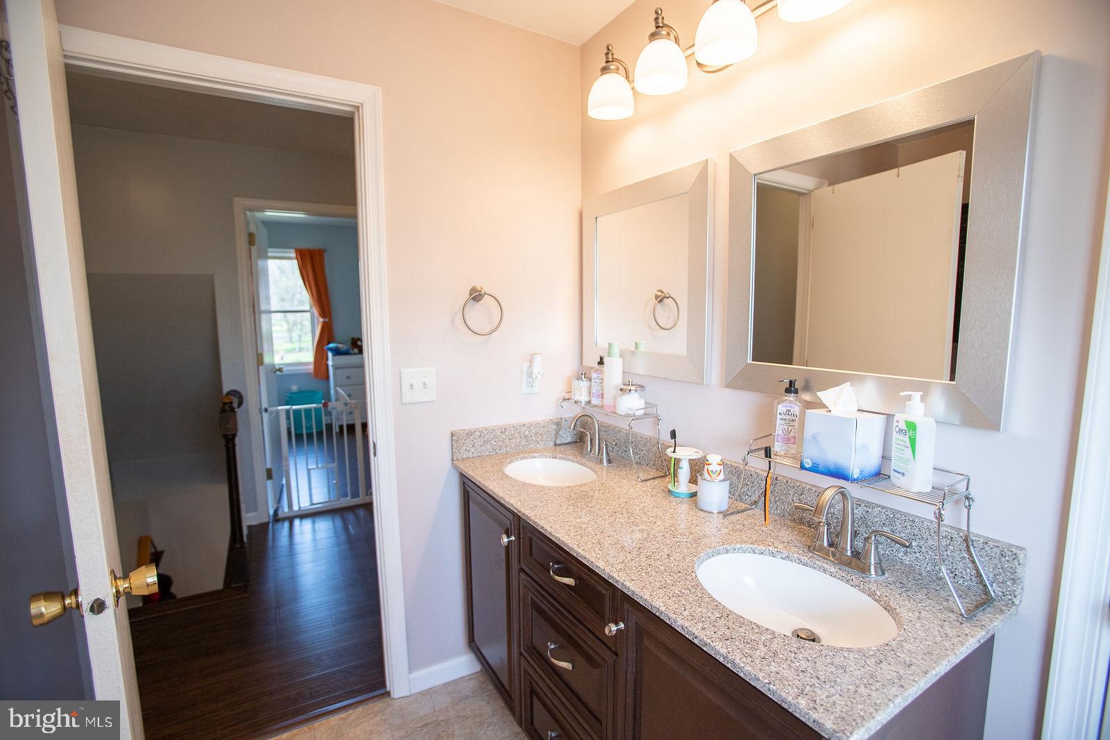 WEST EARL HEIGHTS - Residential