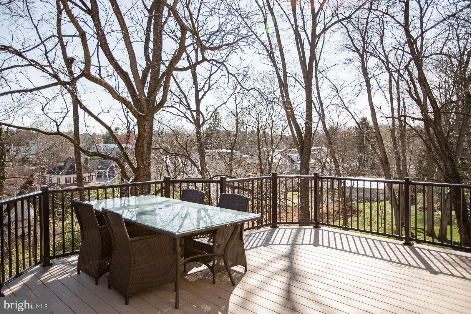 WEST EARL HEIGHTS - Residential