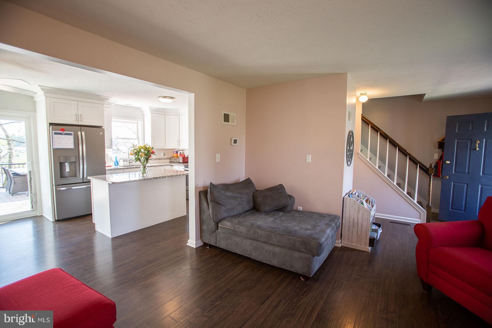 WEST EARL HEIGHTS - Residential