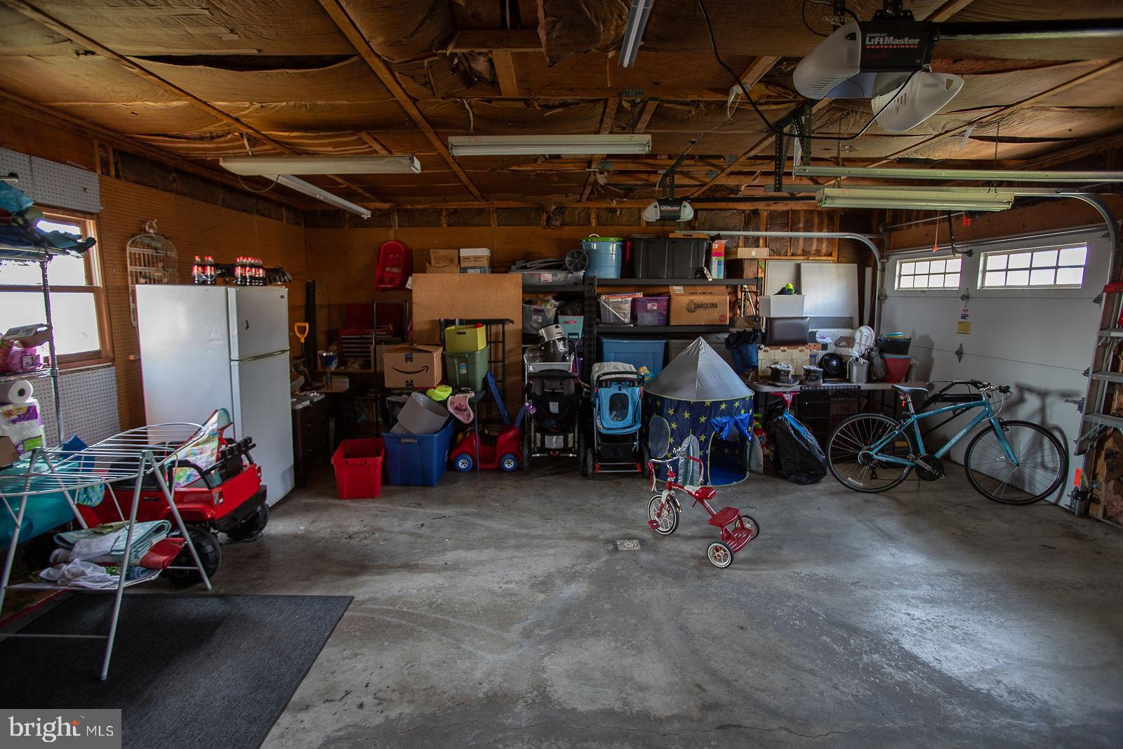 WEST EARL HEIGHTS - Residential