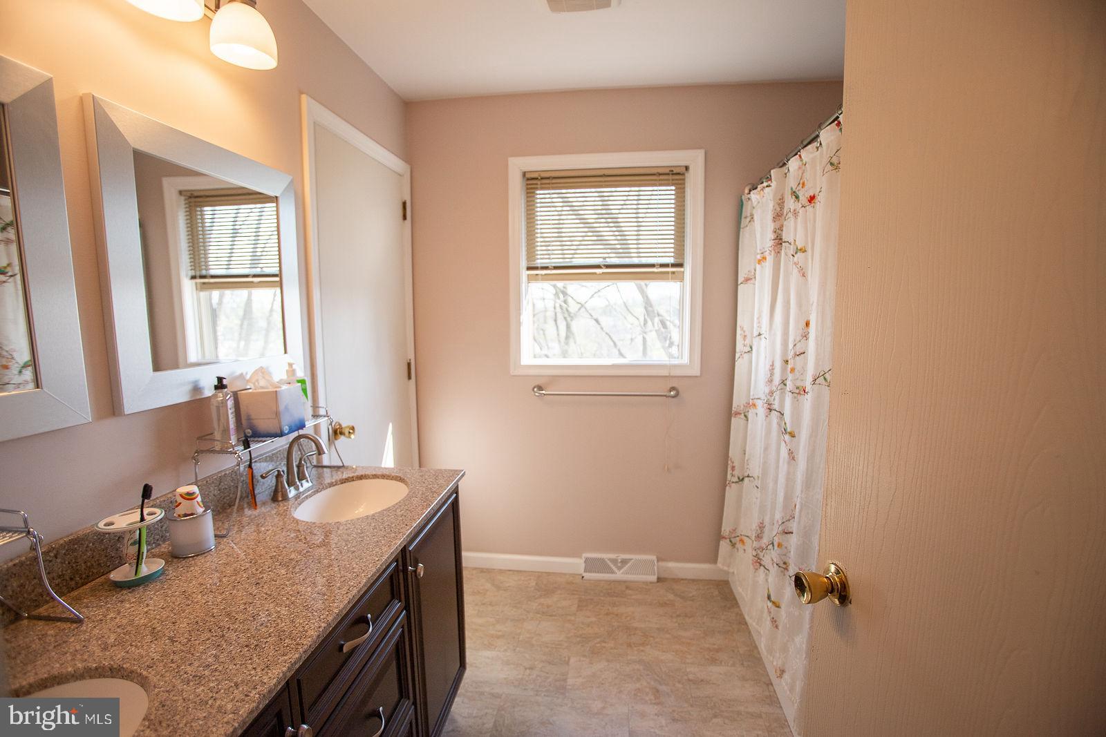 WEST EARL HEIGHTS - Residential