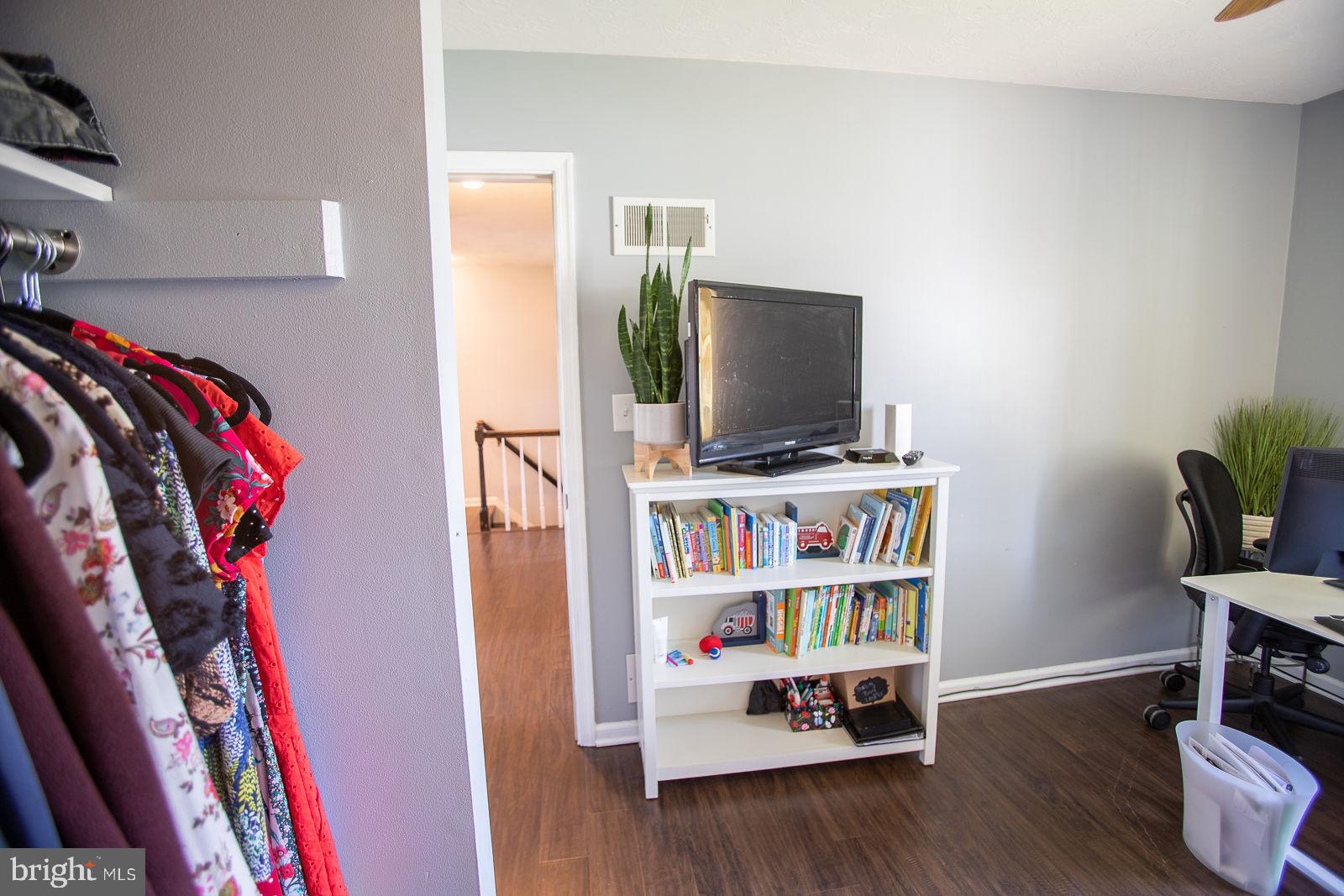 WEST EARL HEIGHTS - Residential