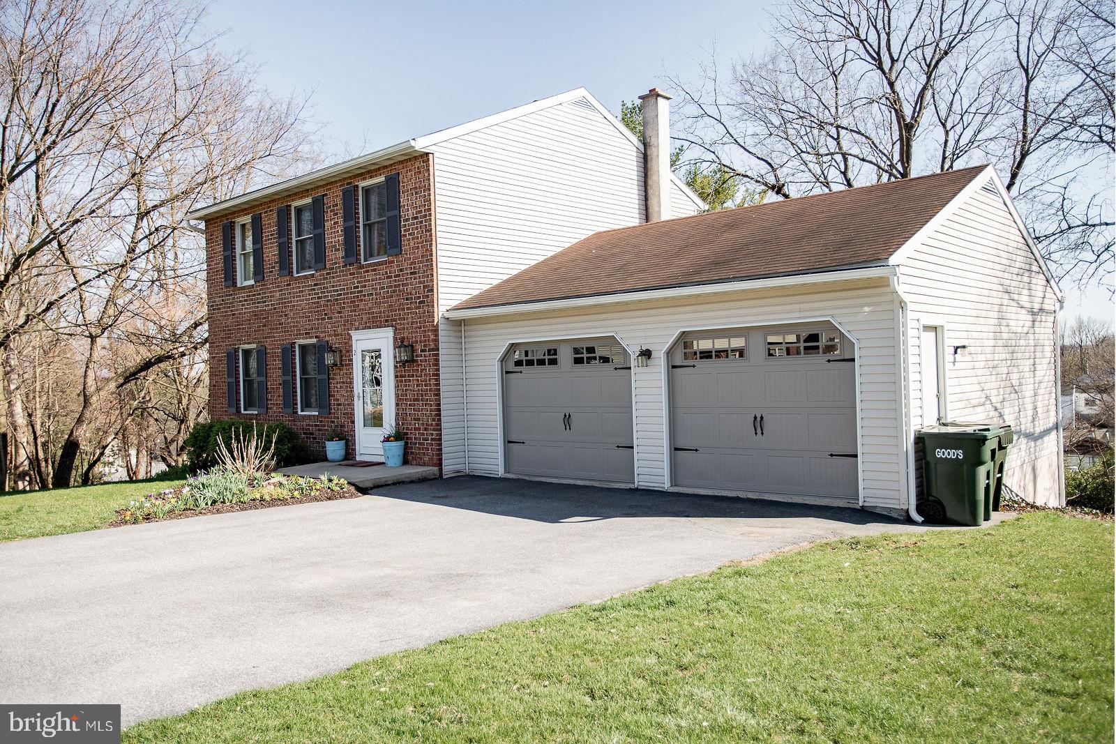 WEST EARL HEIGHTS - Residential