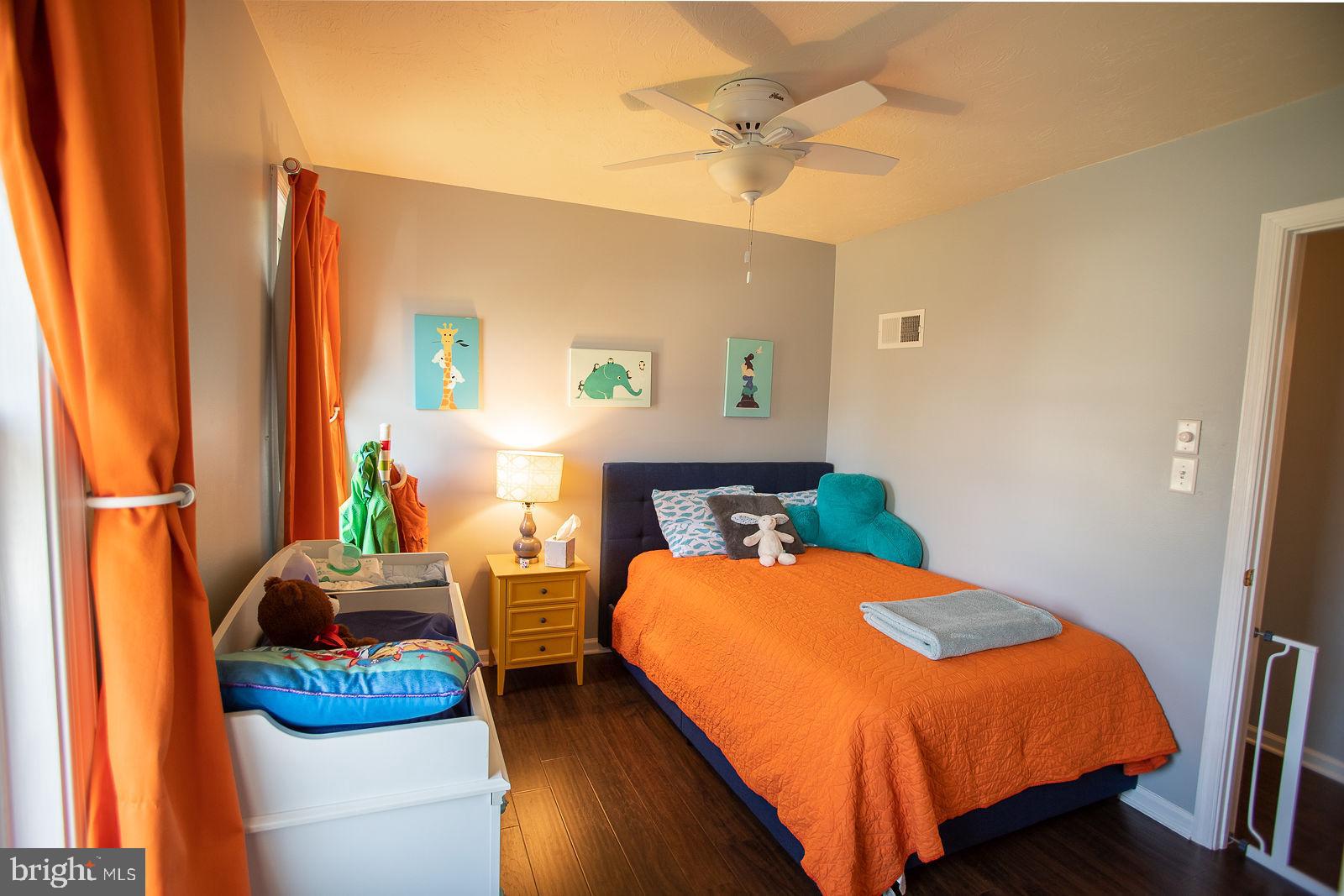 WEST EARL HEIGHTS - Residential