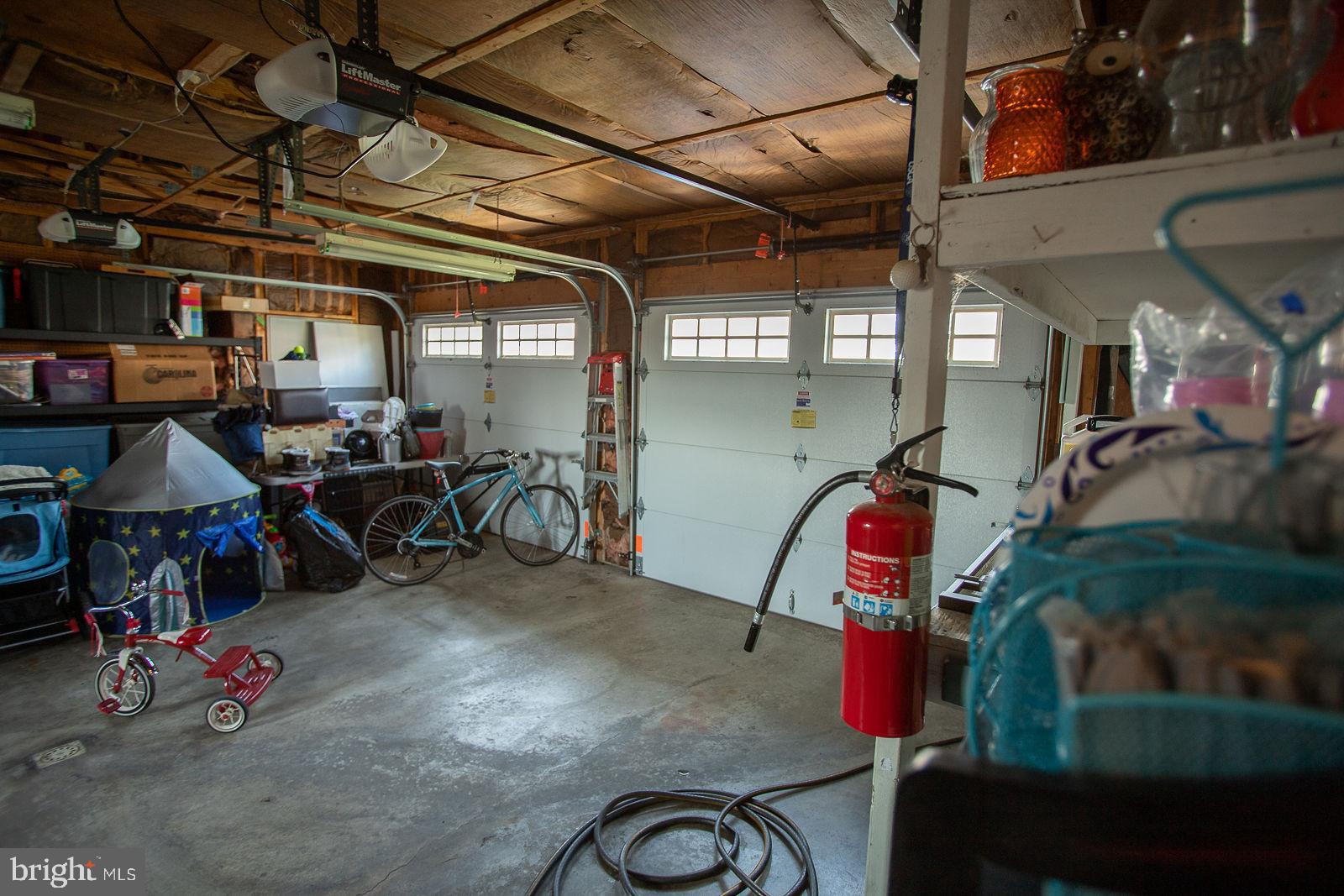 WEST EARL HEIGHTS - Residential