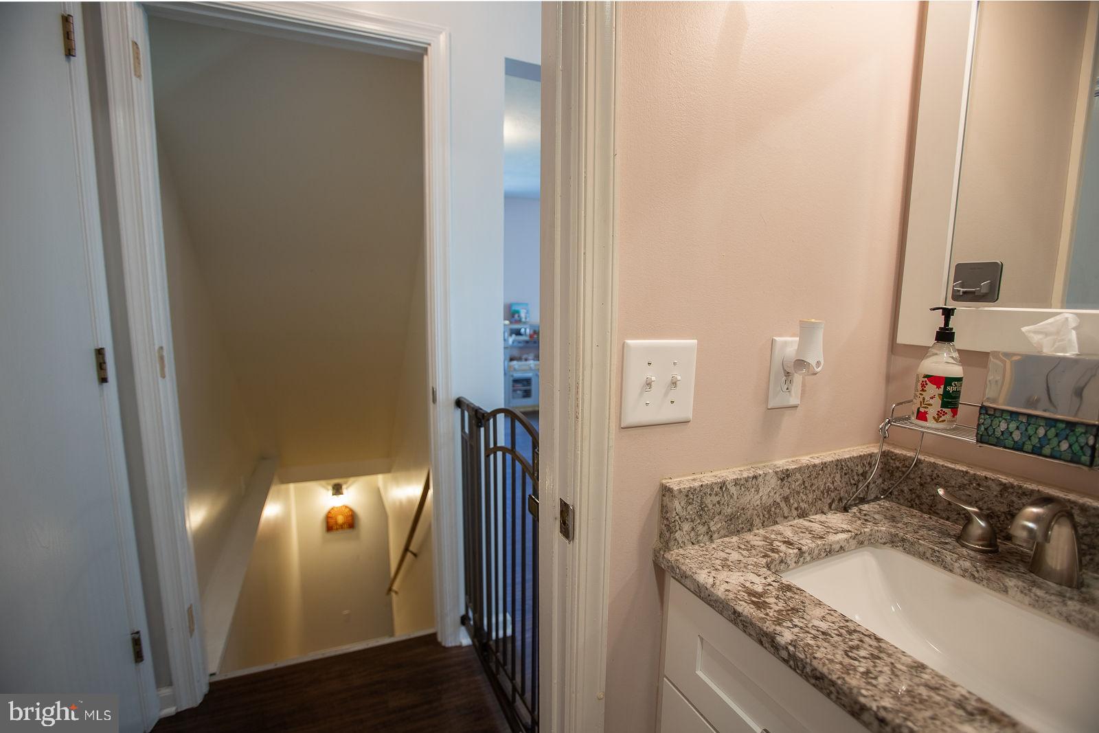 WEST EARL HEIGHTS - Residential