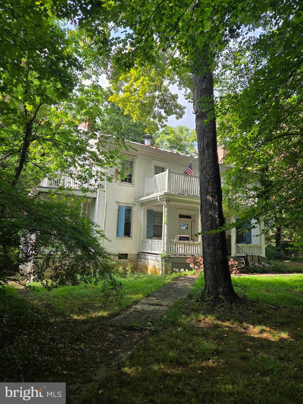 9 CARLISLE ROAD