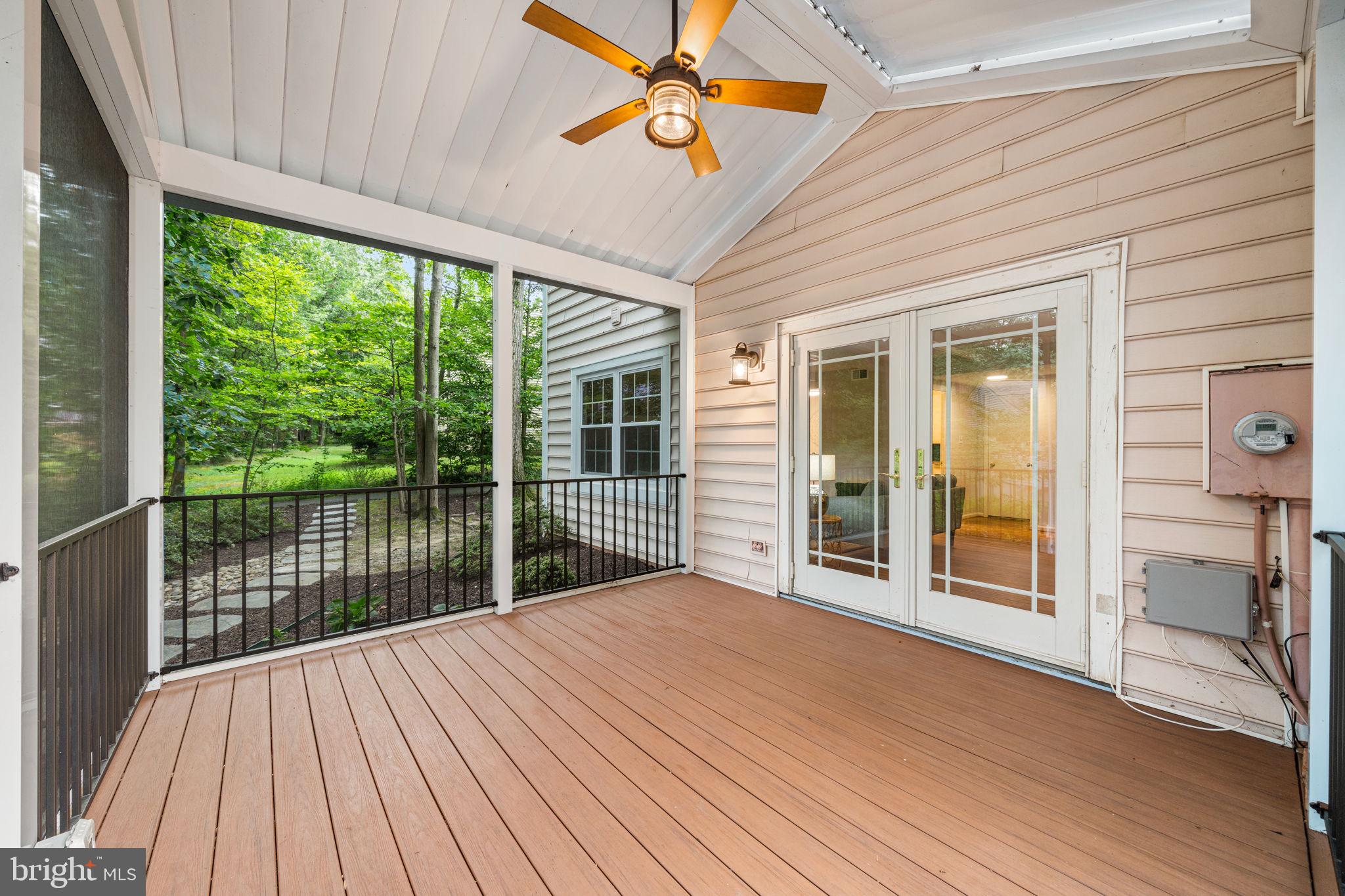 LAKEWOOD HILLS - Residential