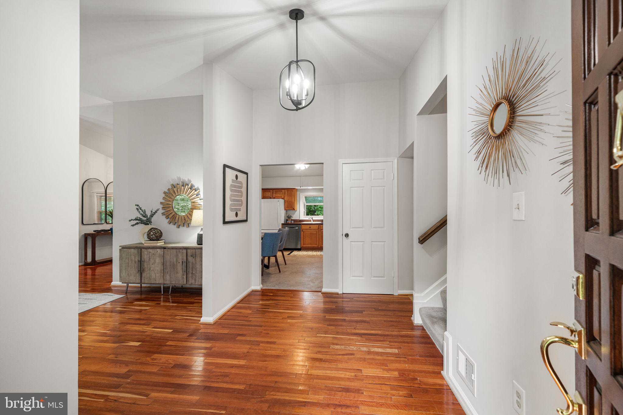 LAKEWOOD HILLS - Residential