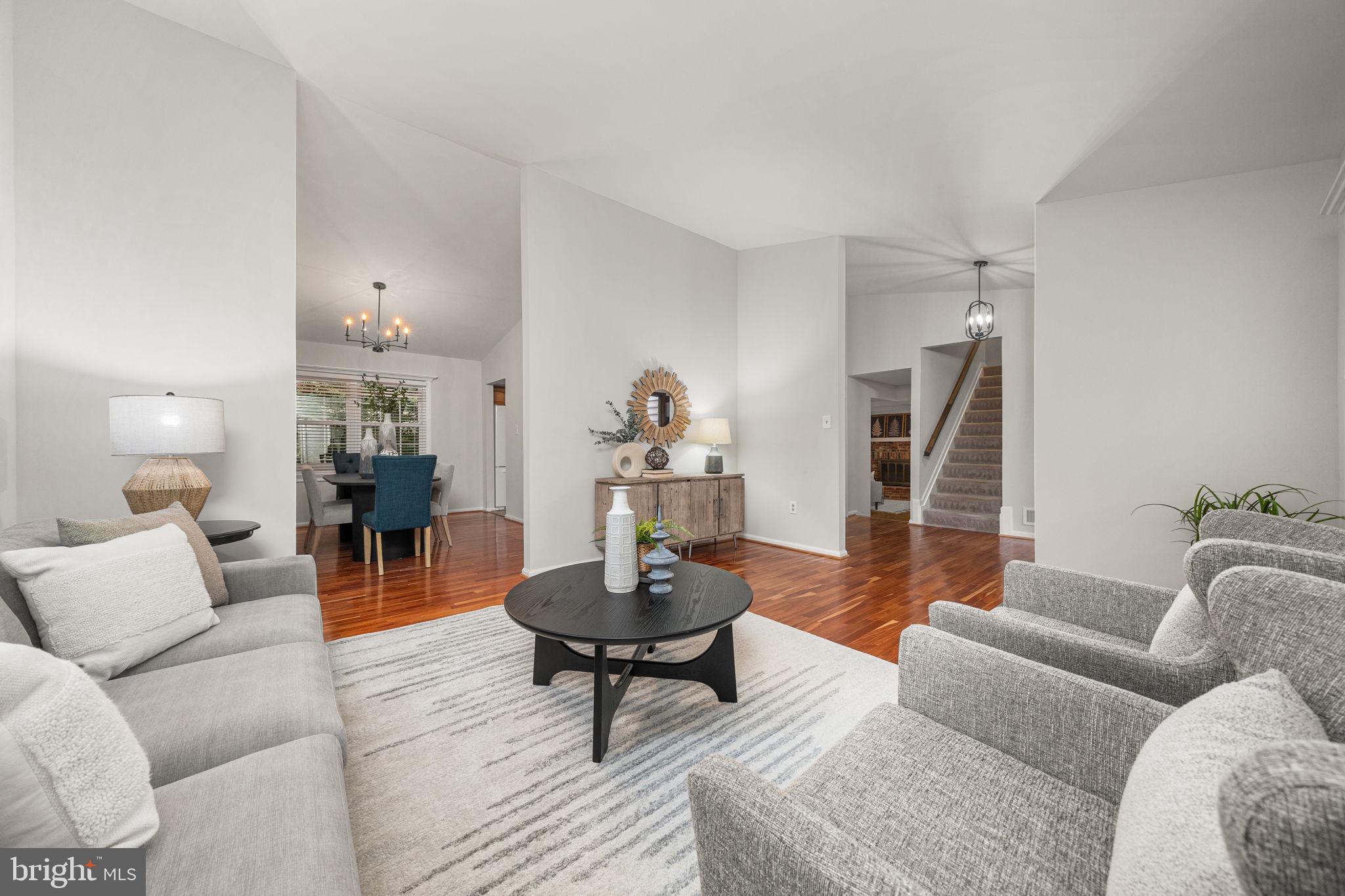 LAKEWOOD HILLS - Residential