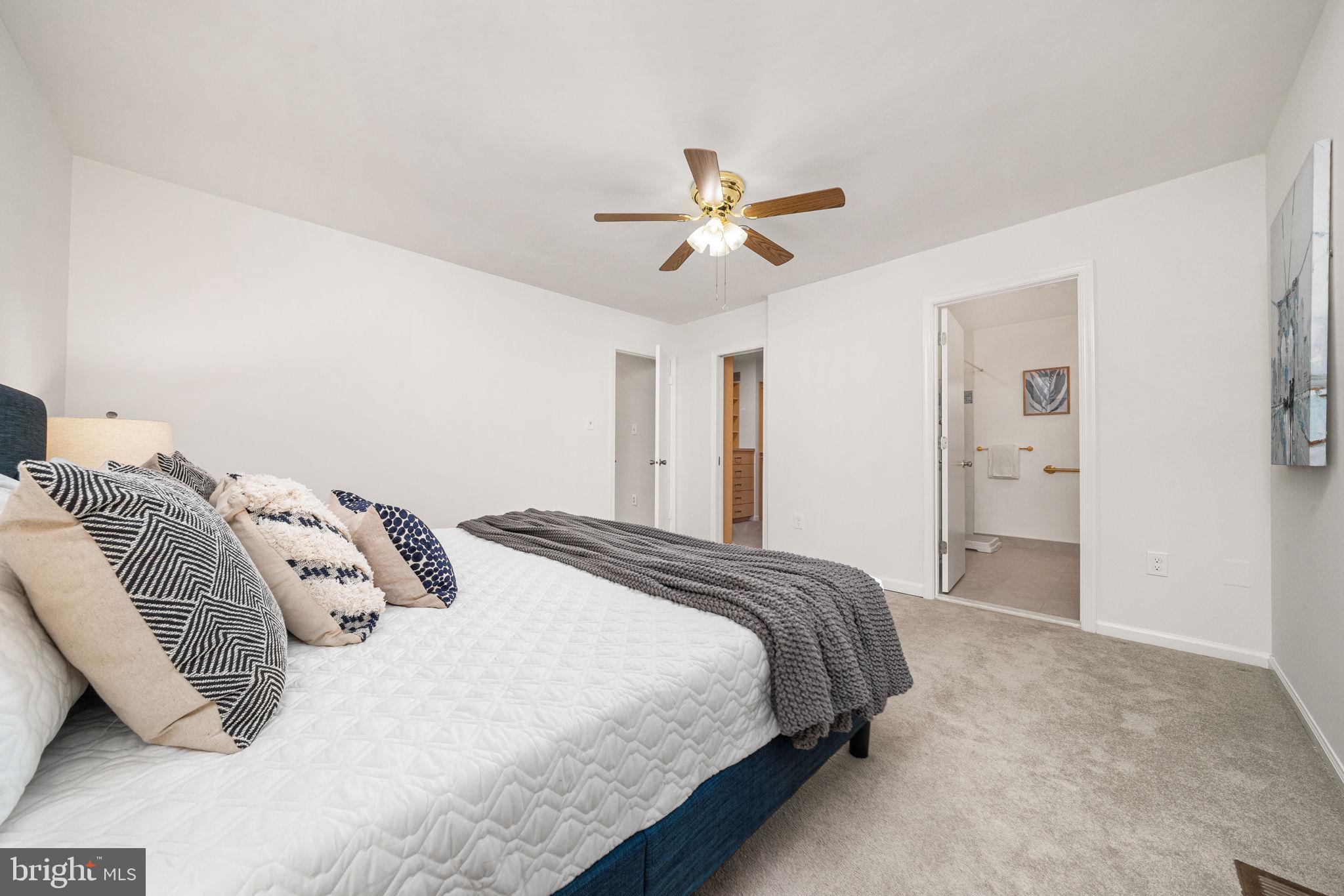 LAKEWOOD HILLS - Residential