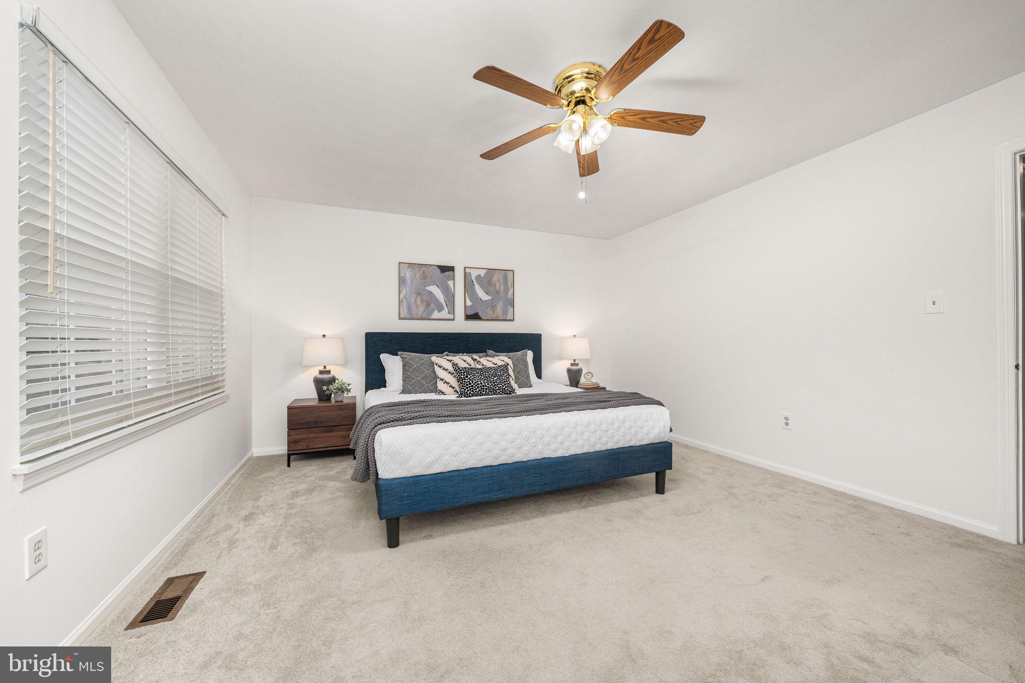 LAKEWOOD HILLS - Residential