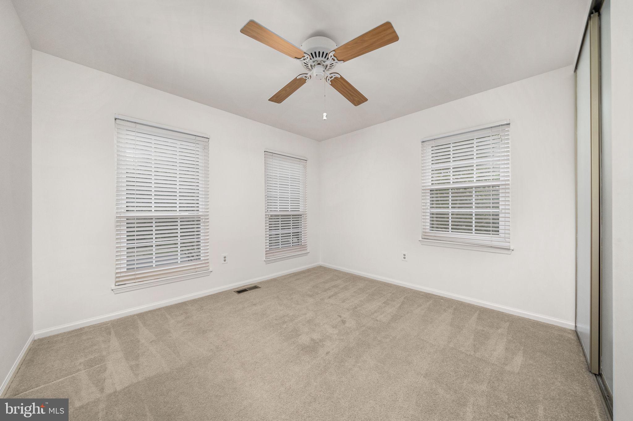 LAKEWOOD HILLS - Residential