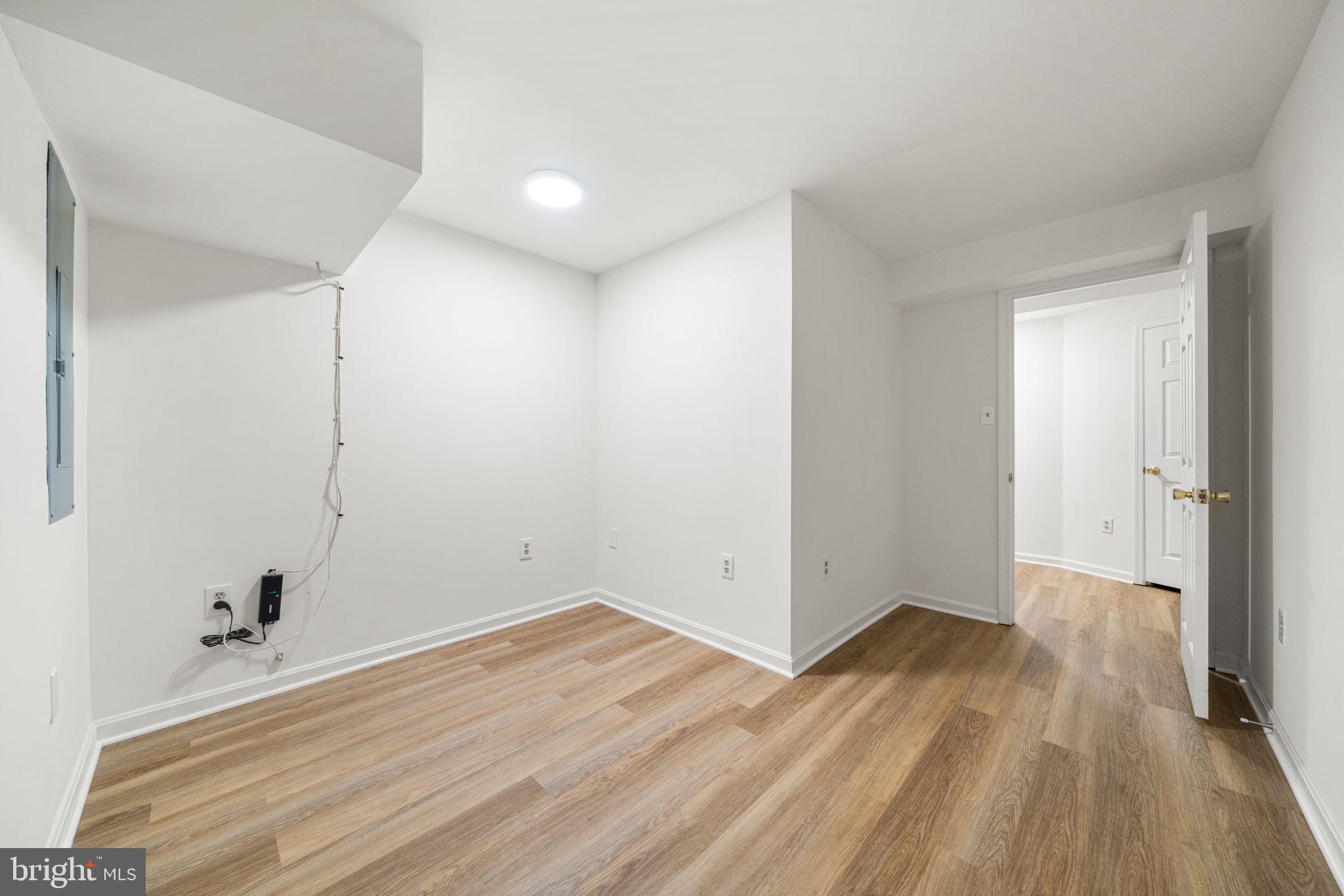 LAKEWOOD HILLS - Residential