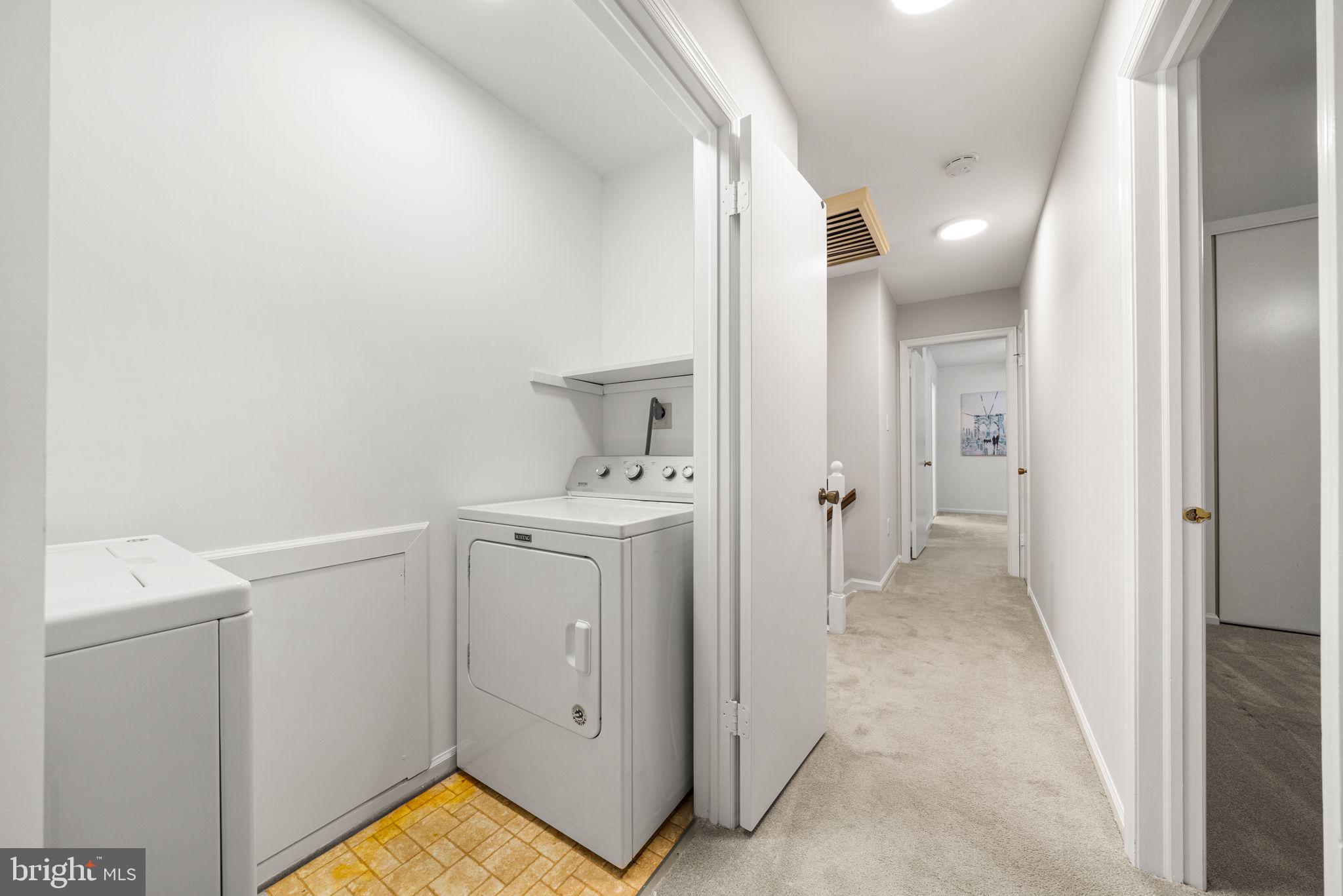 LAKEWOOD HILLS - Residential