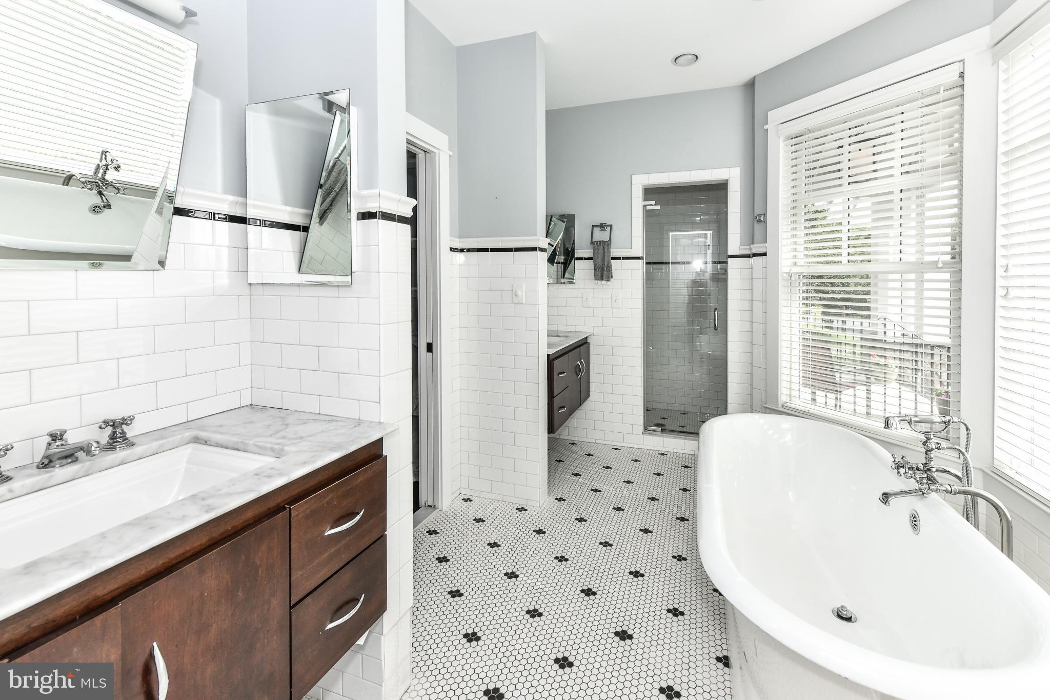 BROADMONT - Residential Lease