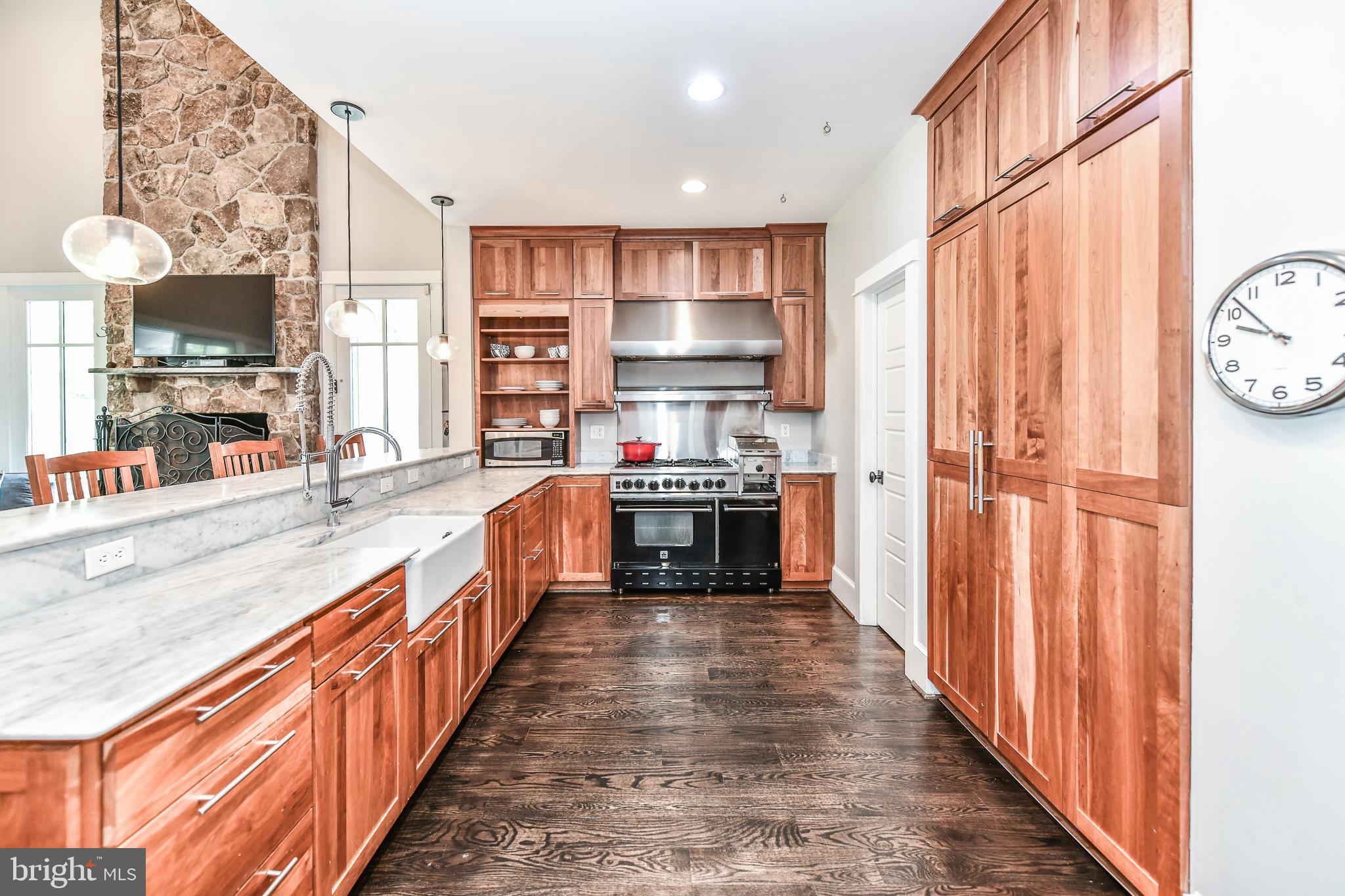 BROADMONT - Residential Lease