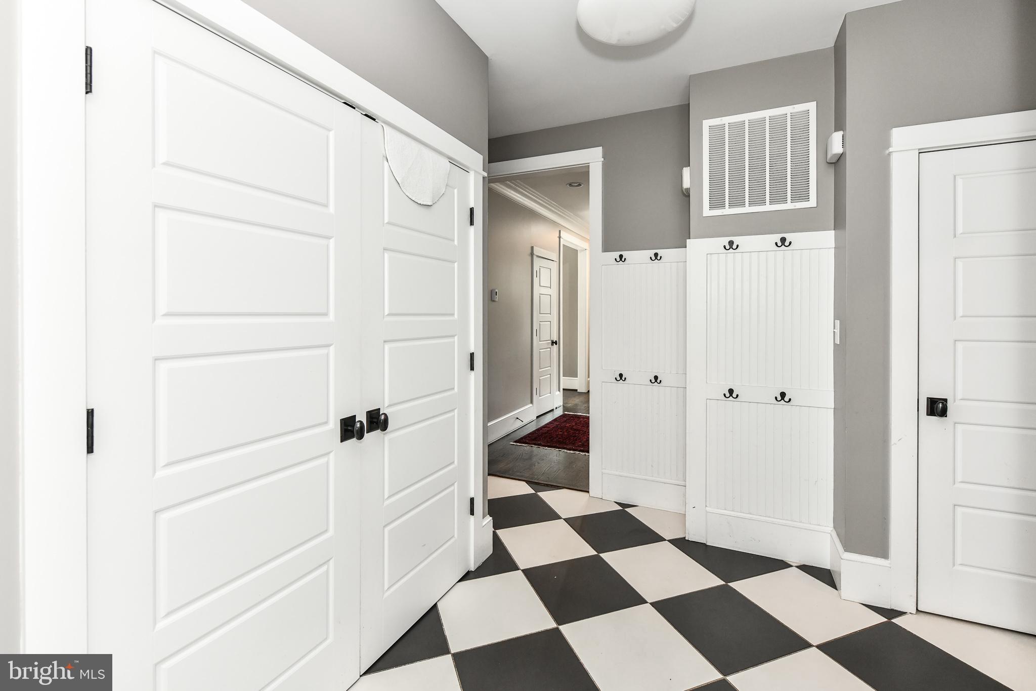 BROADMONT - Residential Lease