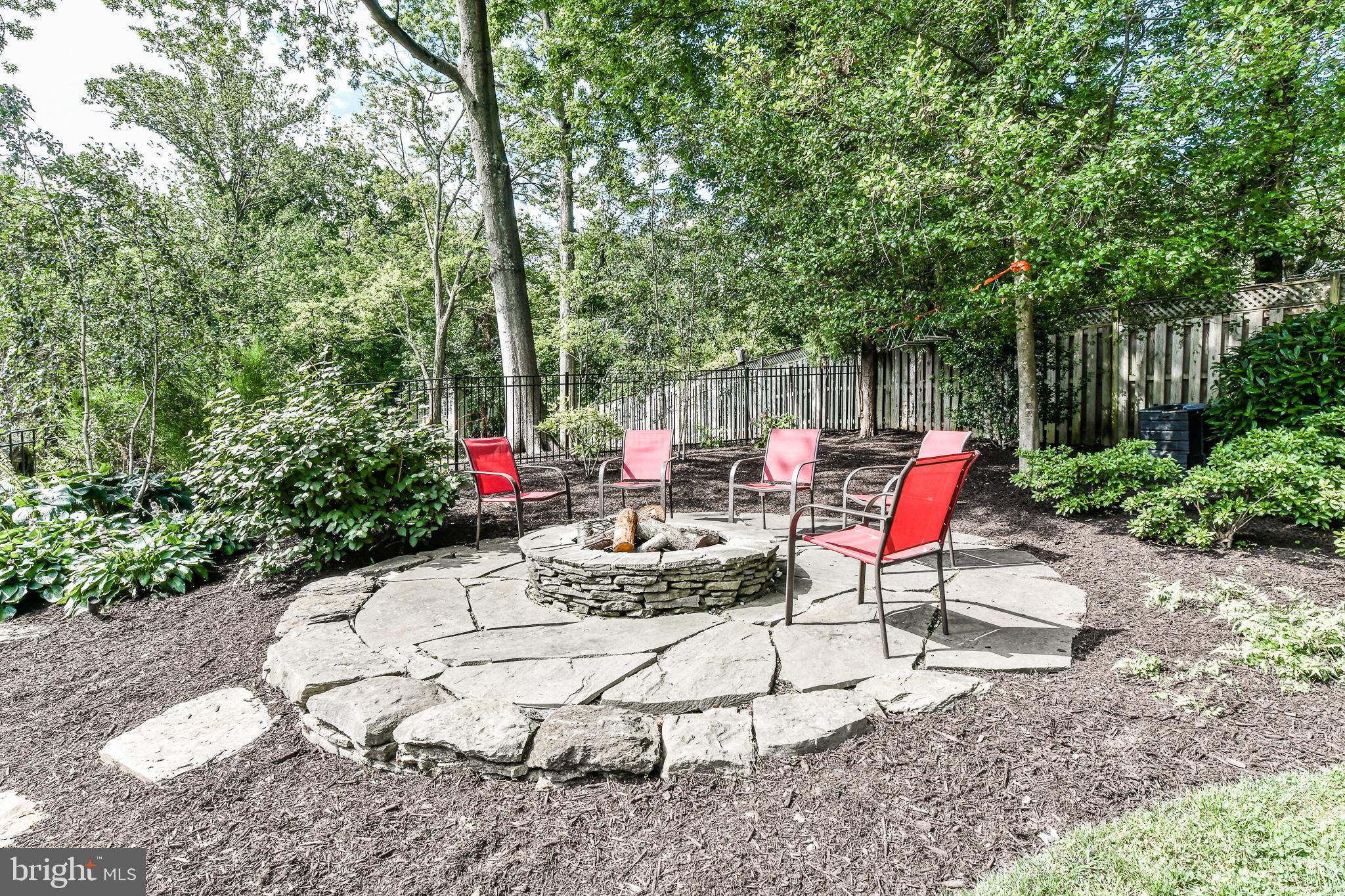 BROADMONT - Residential Lease