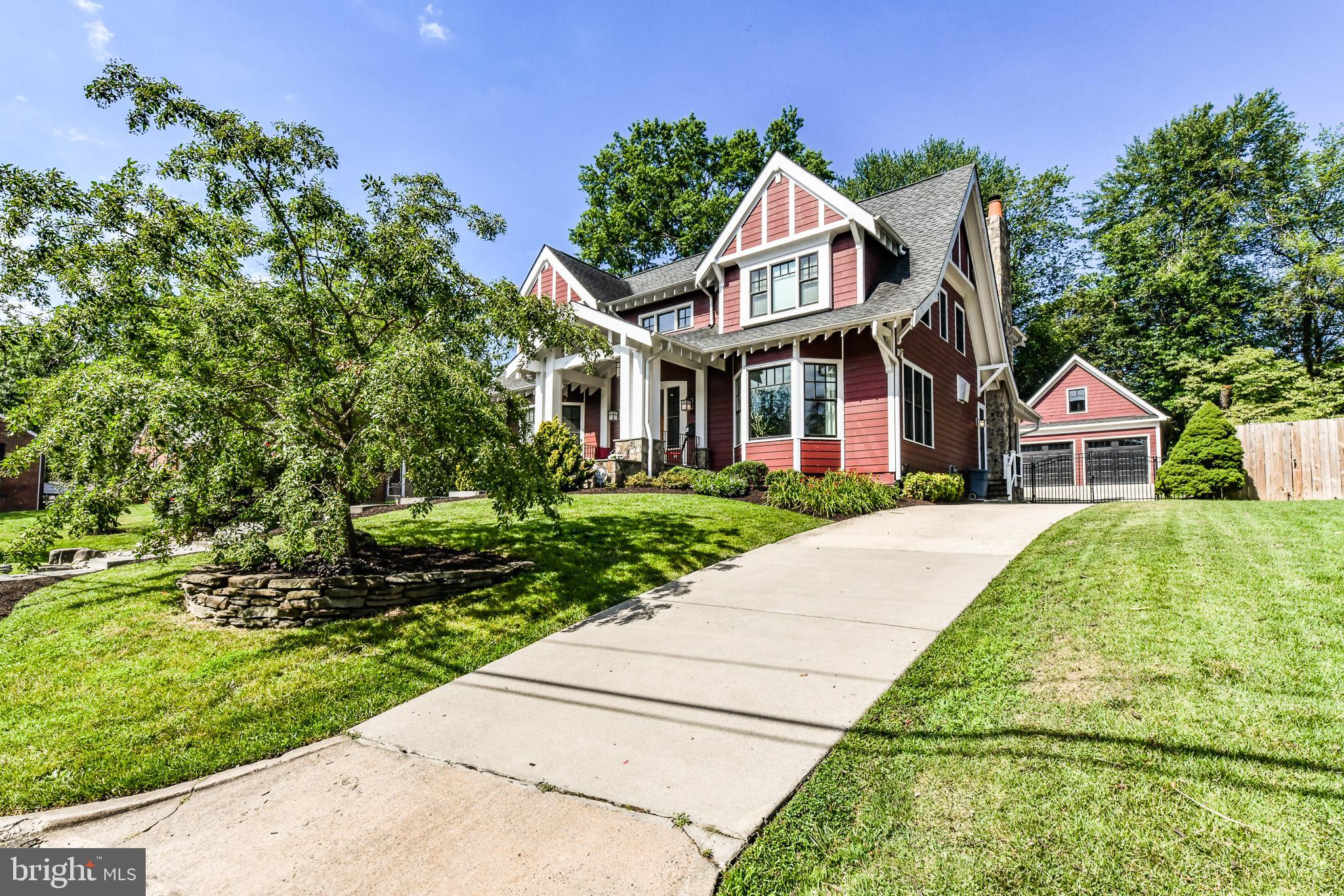 BROADMONT - Residential Lease