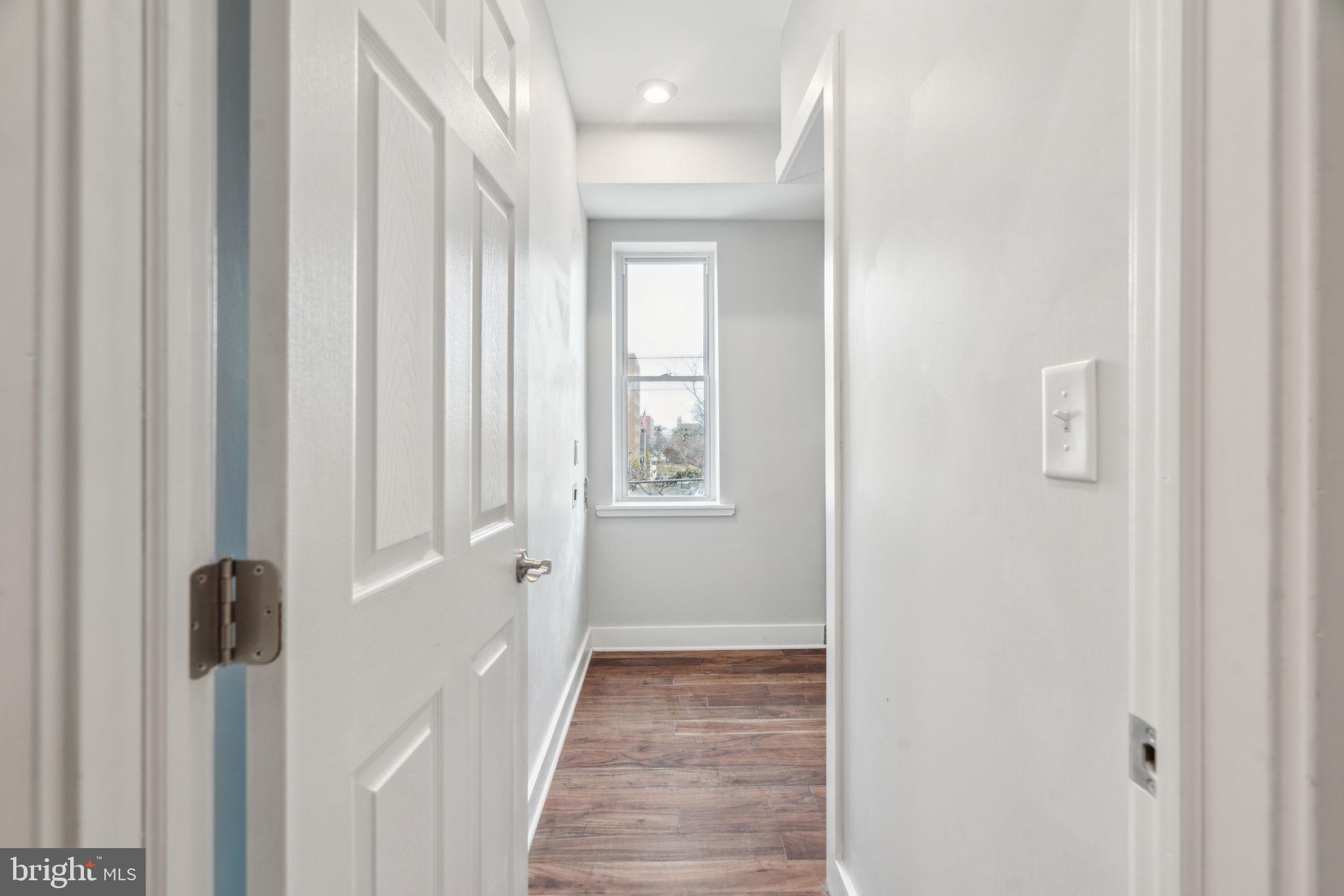 LUDLOW - Residential Income