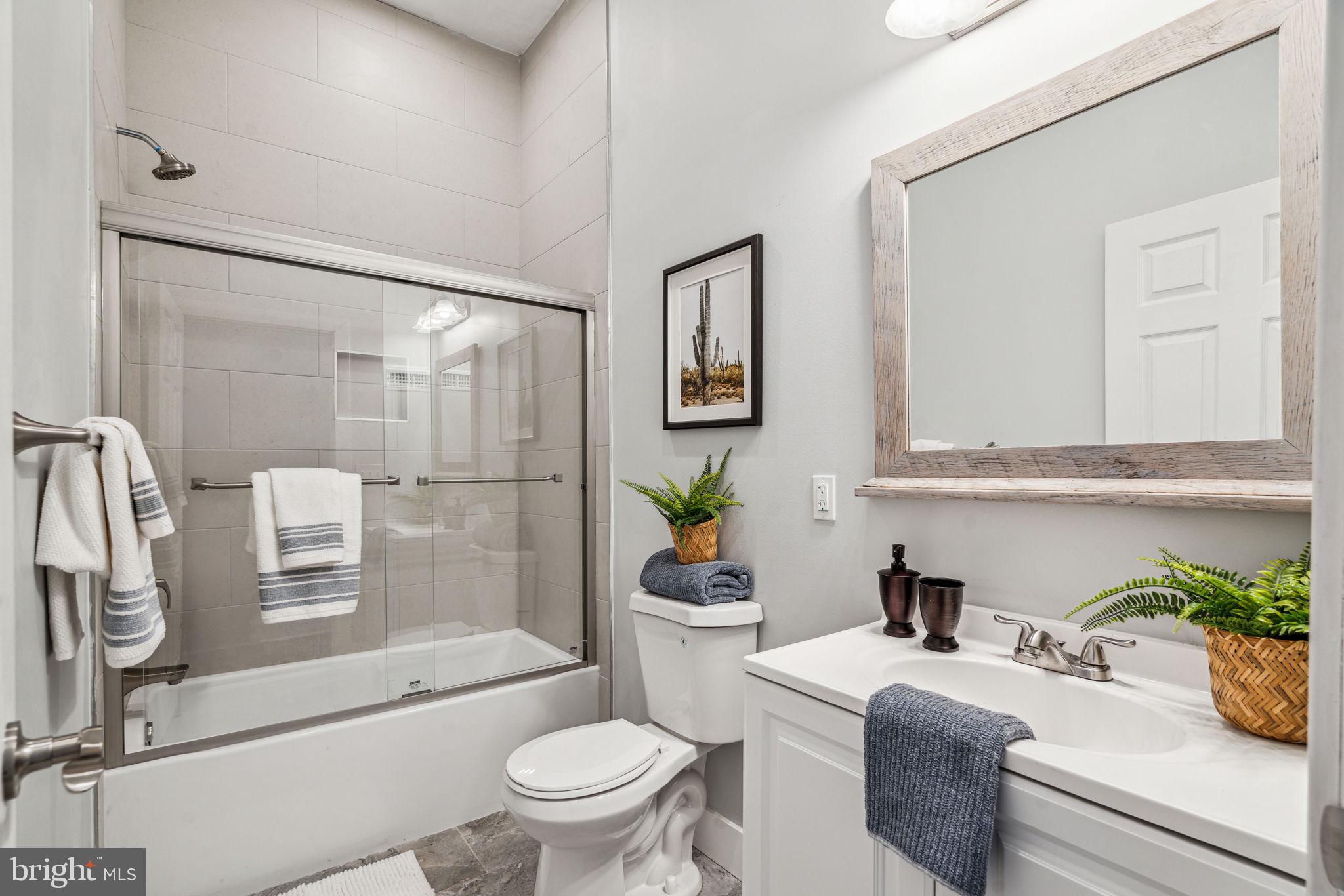 LUDLOW - Residential Income