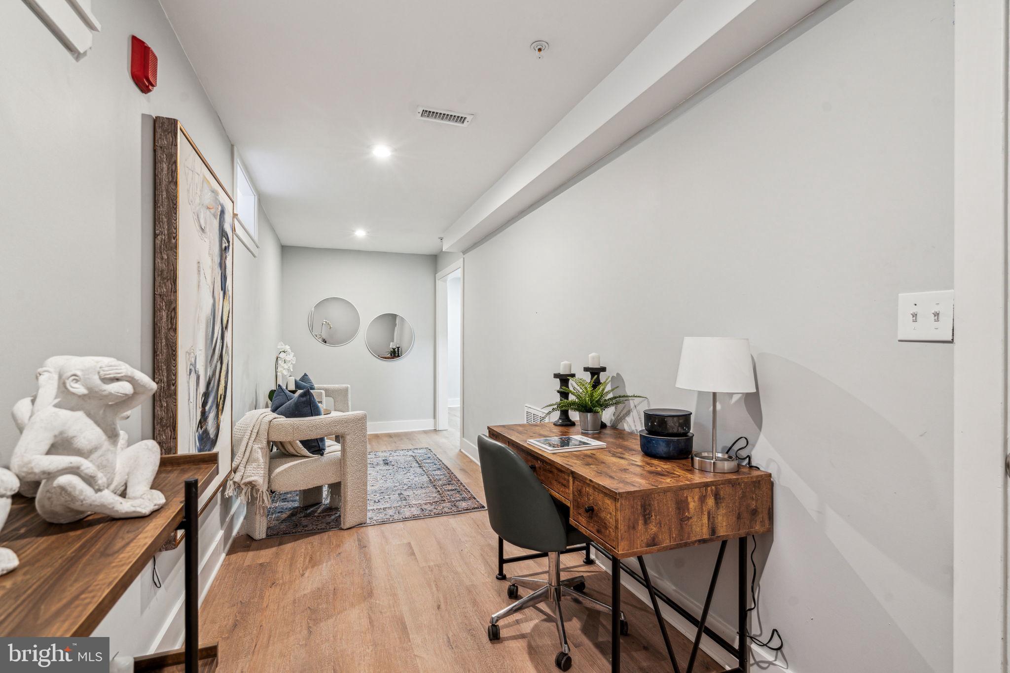 LUDLOW - Residential Income