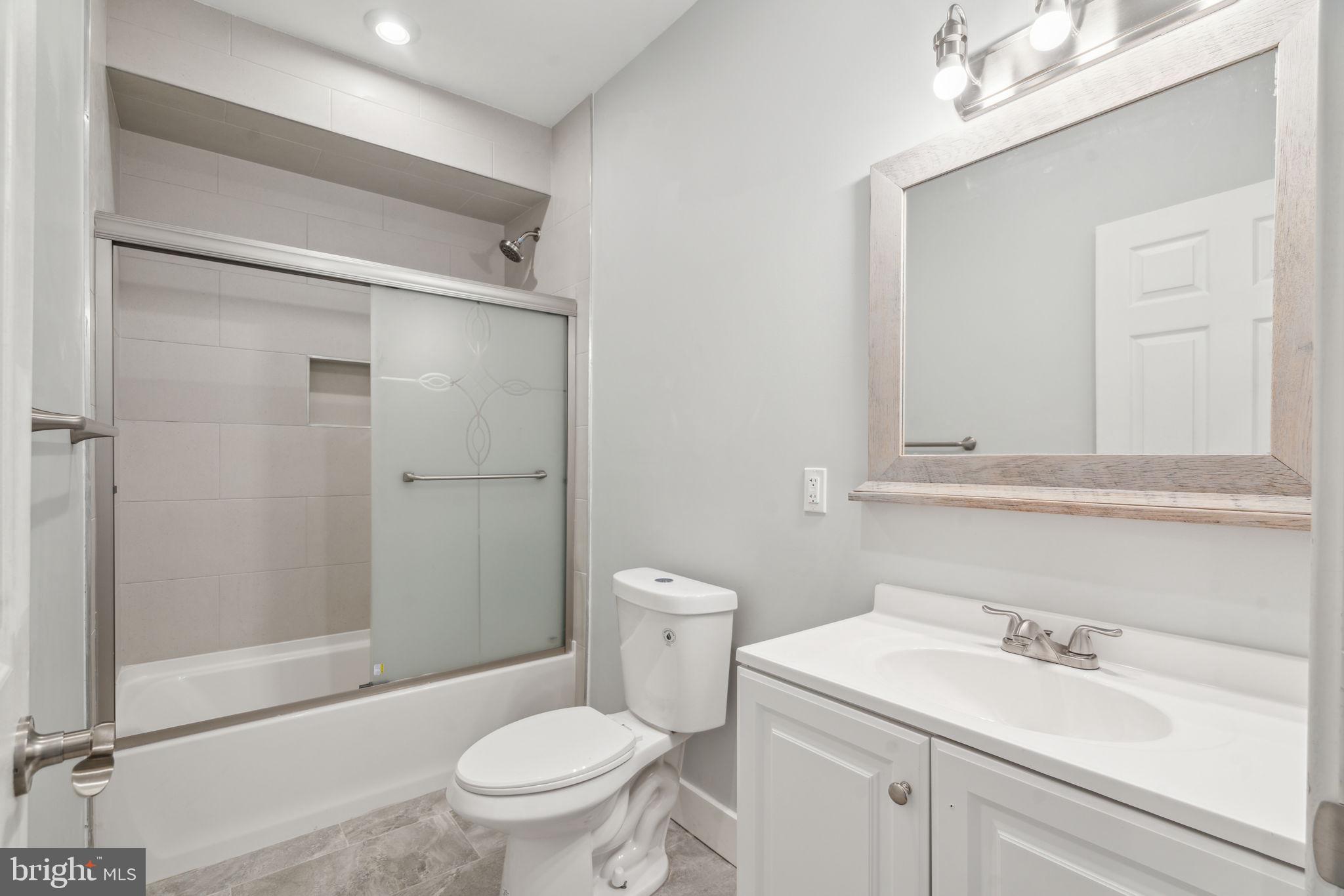 LUDLOW - Residential Income