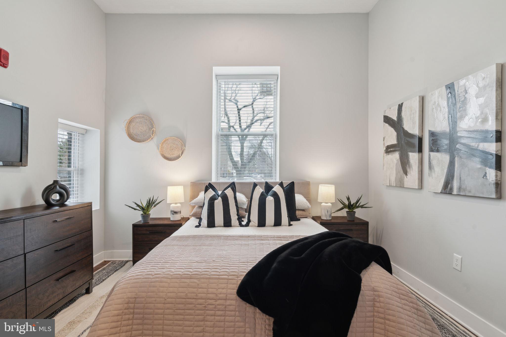 LUDLOW - Residential Income