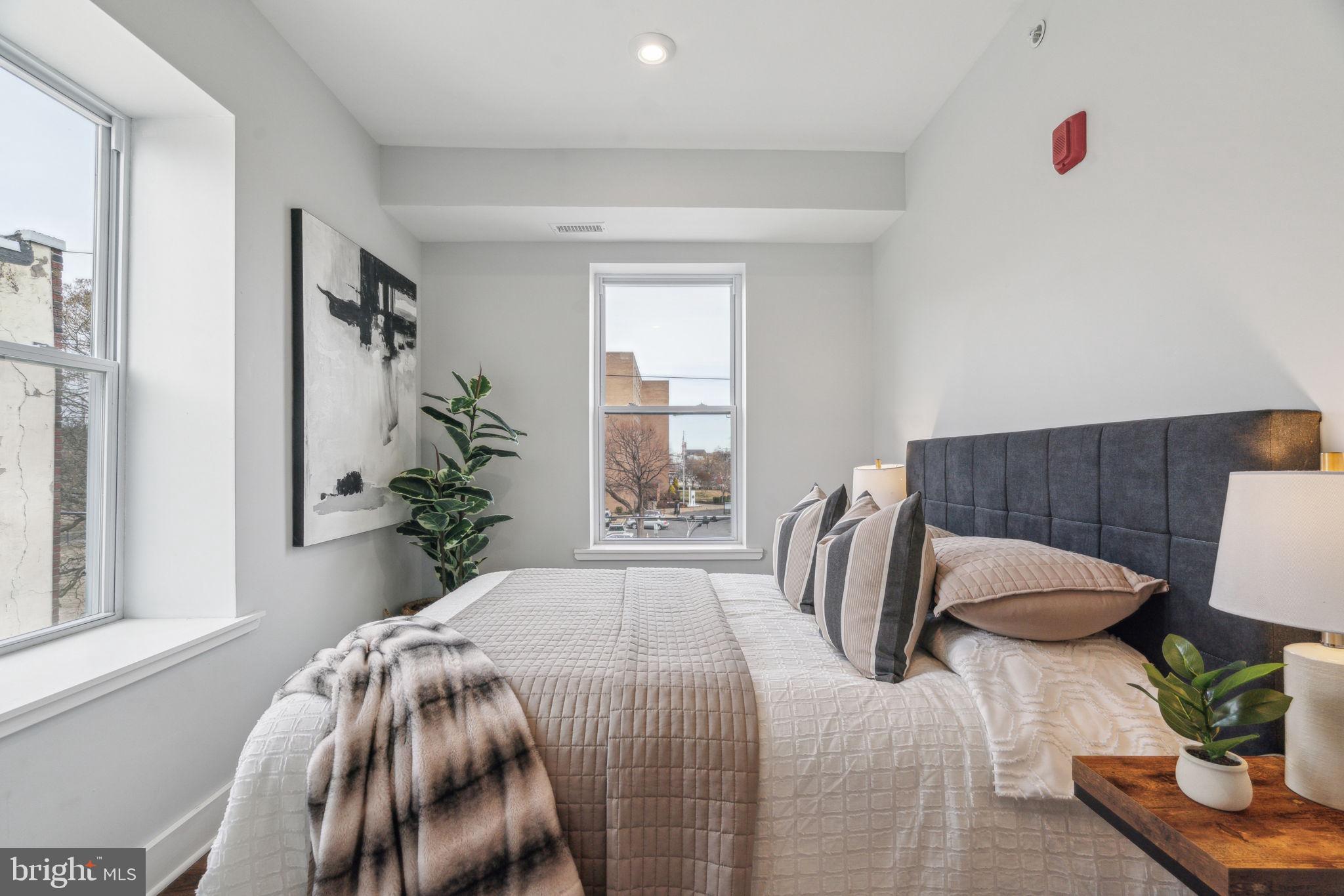 LUDLOW - Residential Income