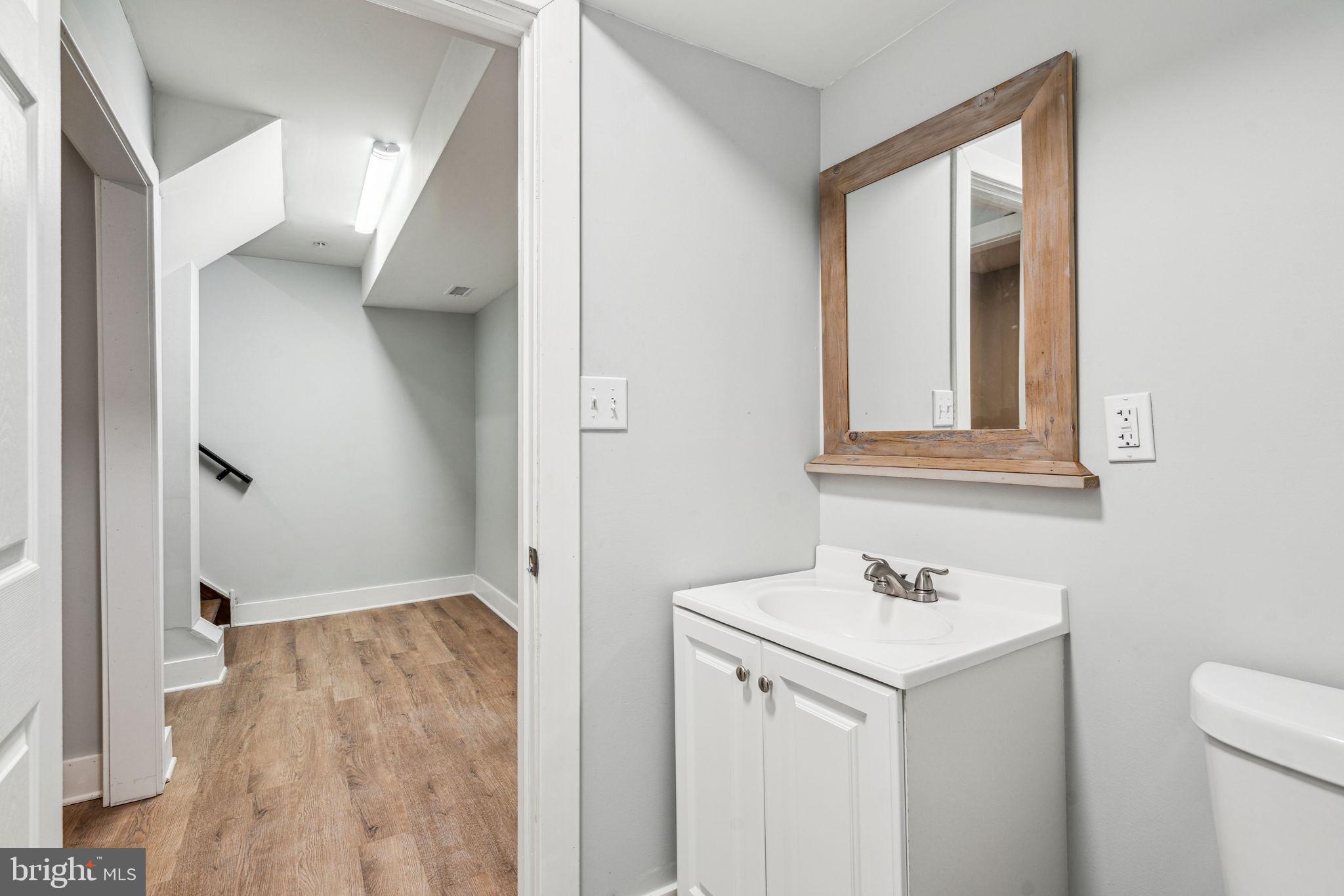 LUDLOW - Residential Income