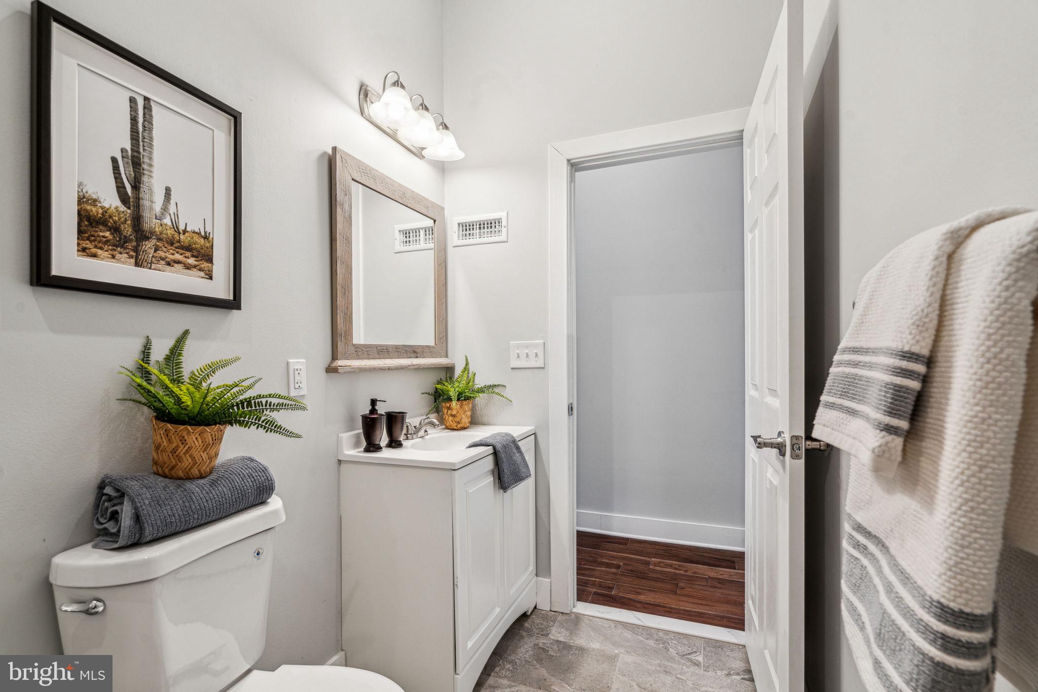 LUDLOW - Residential Income