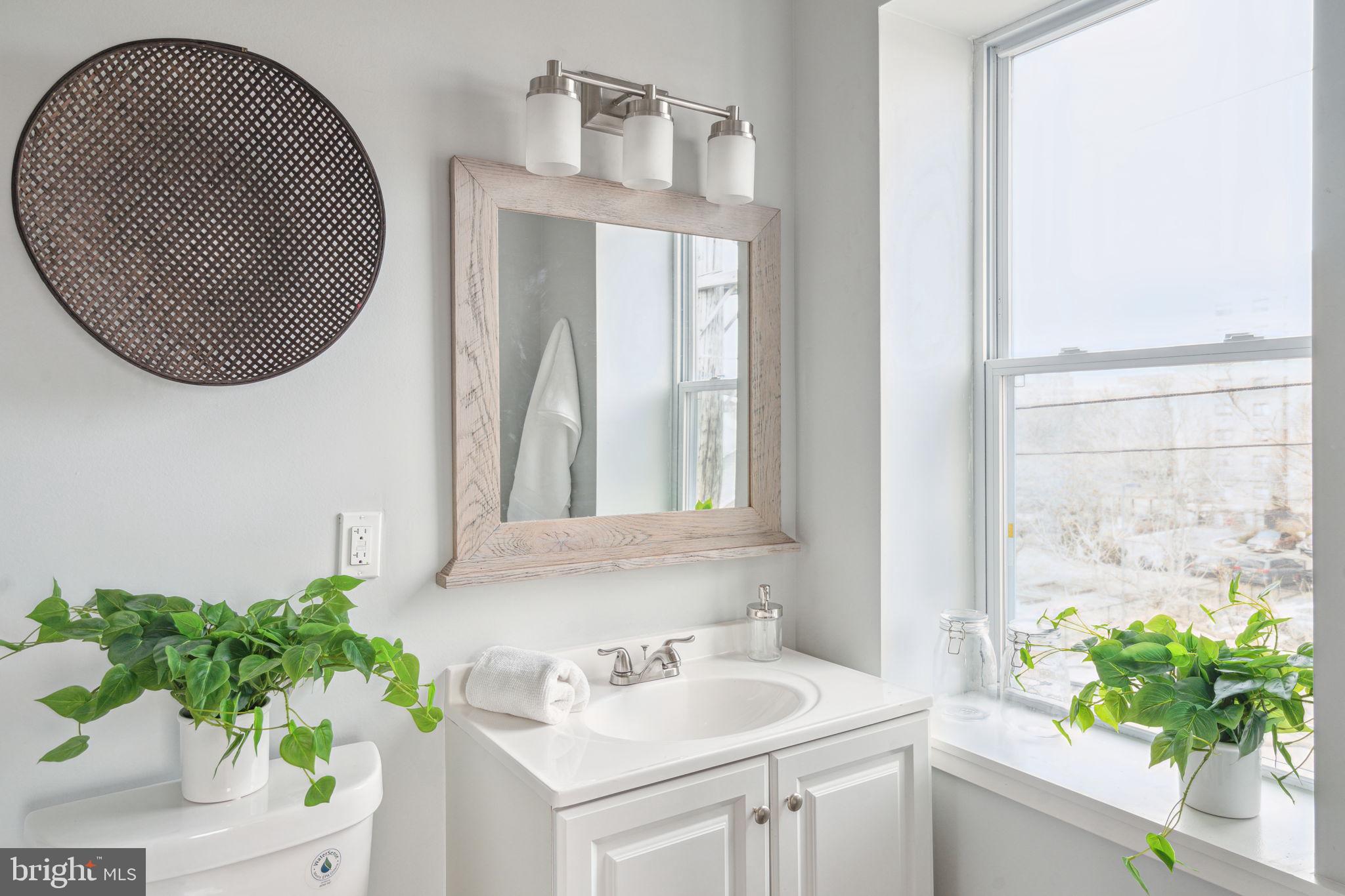 LUDLOW - Residential Income