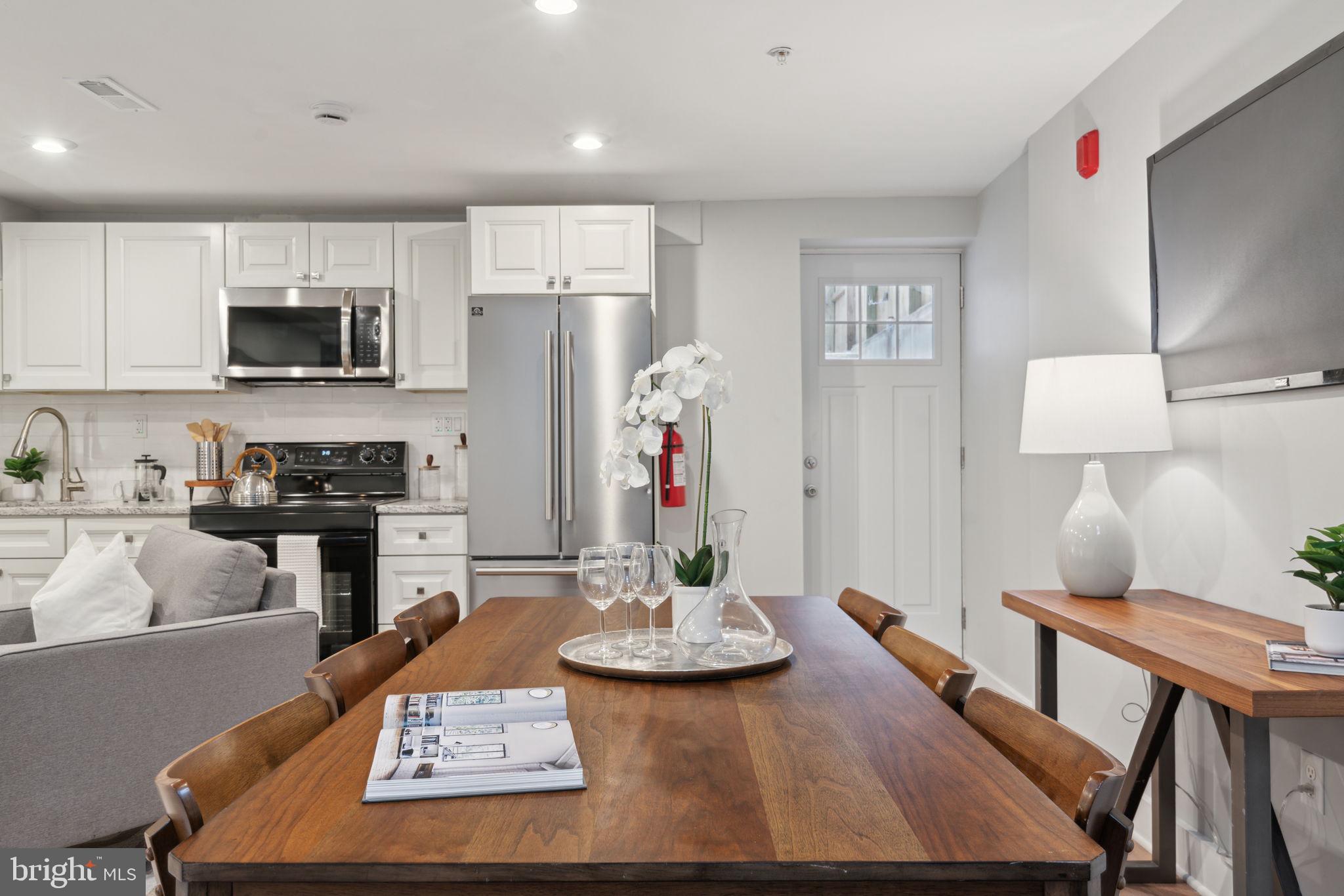 LUDLOW - Residential Income