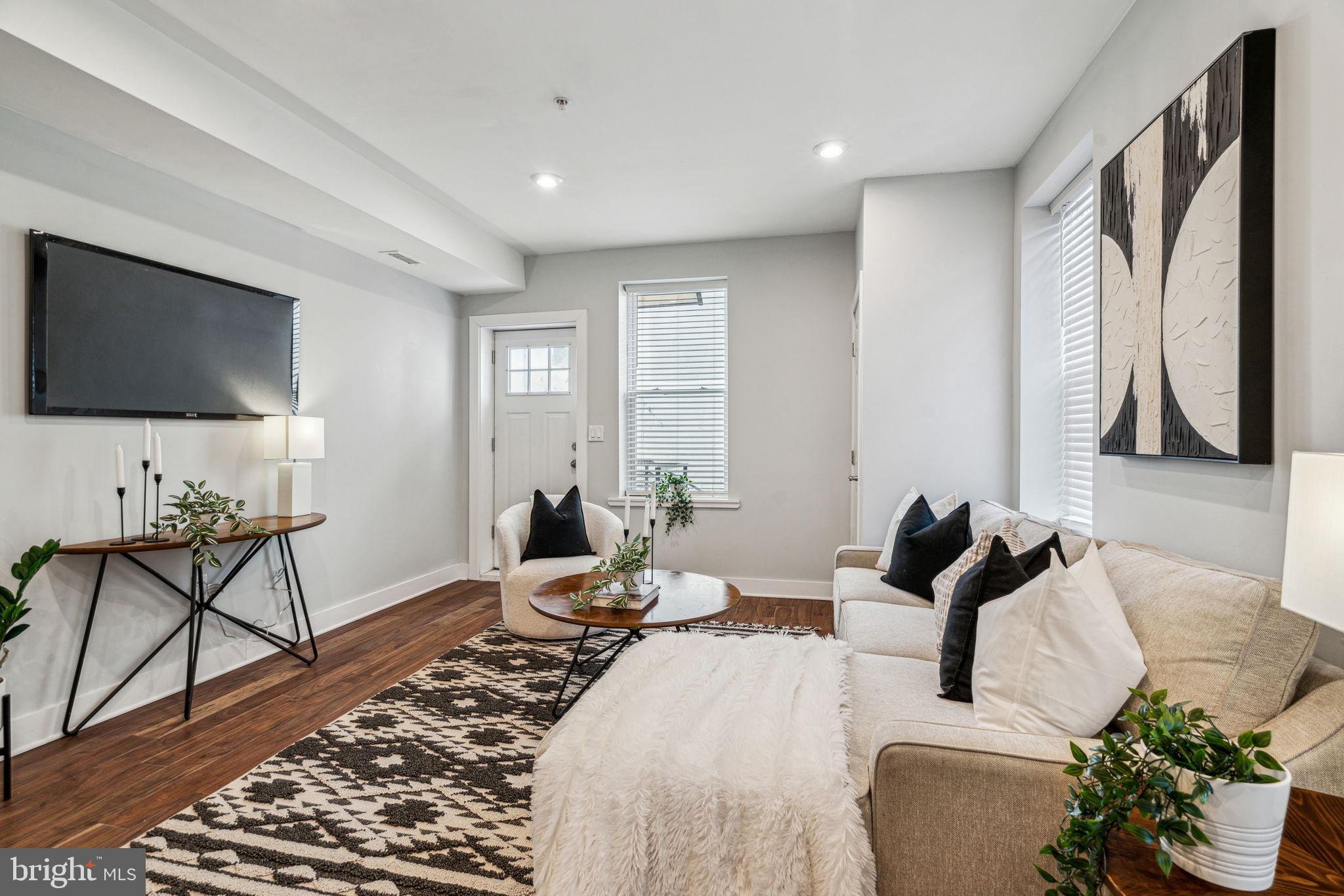 LUDLOW - Residential Income