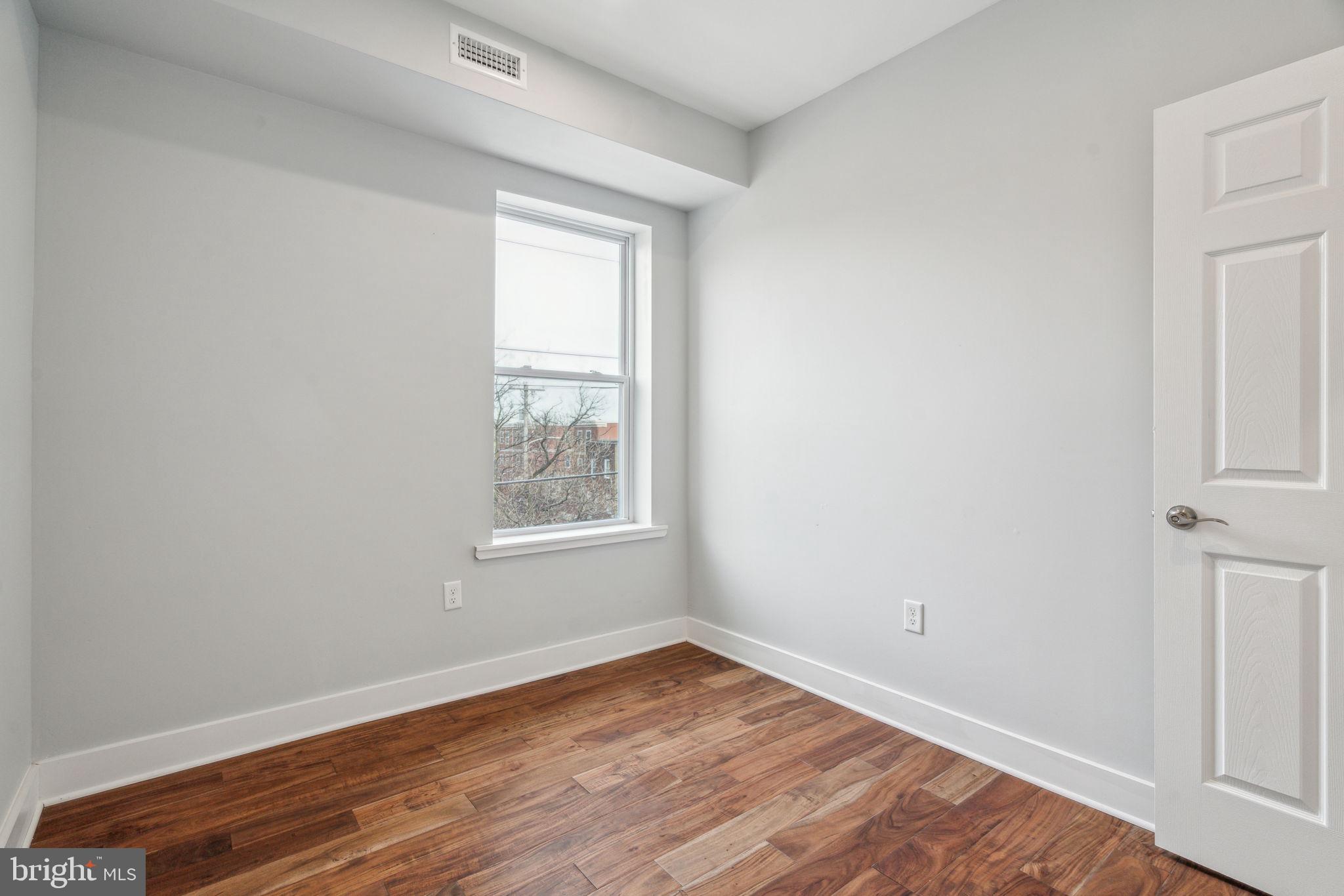 LUDLOW - Residential Income