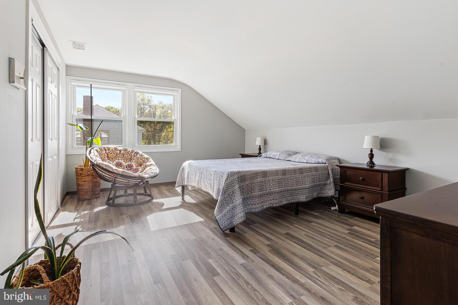 MONTPELIER - Residential