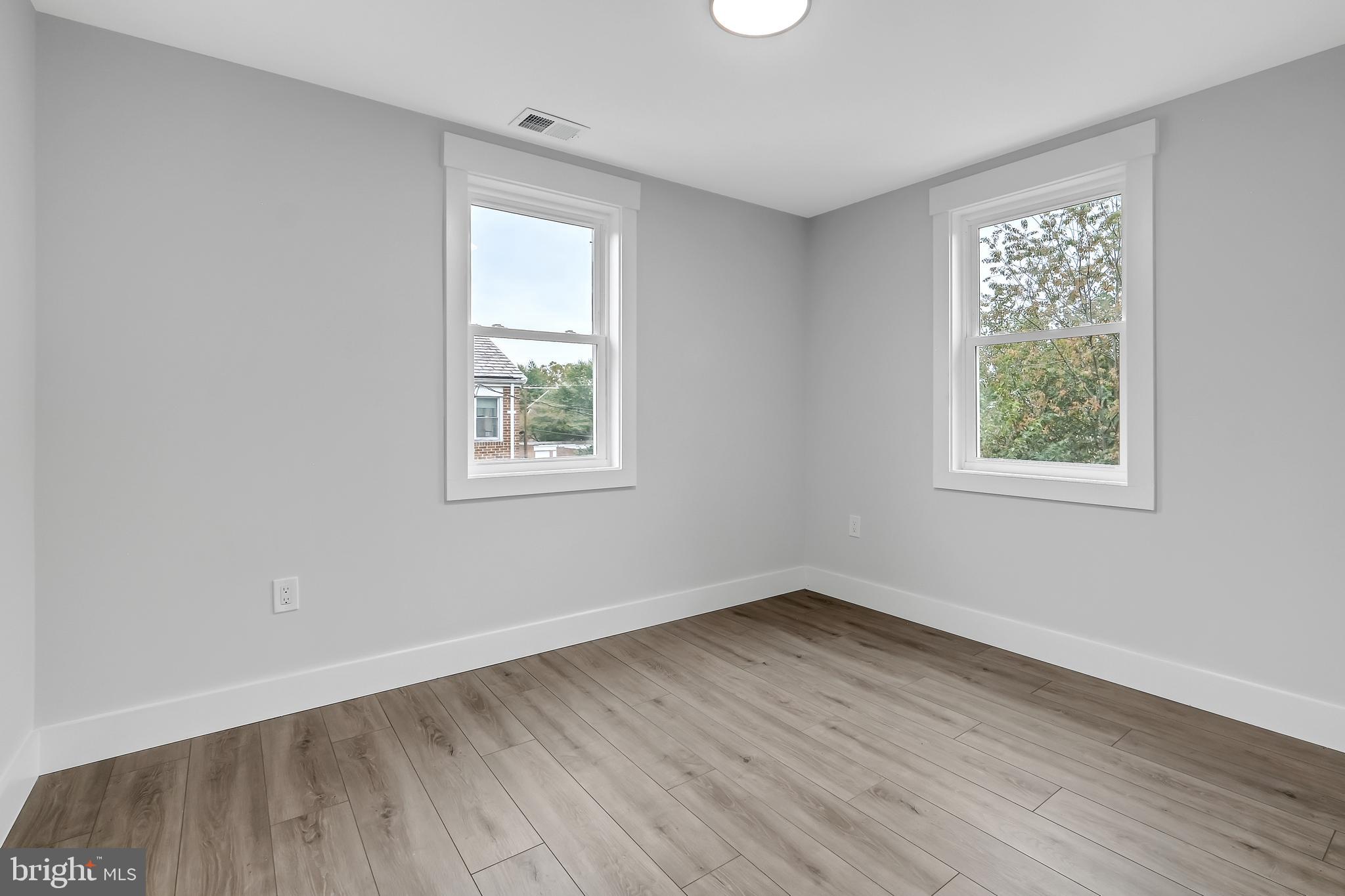 DUNDALK - Residential Lease